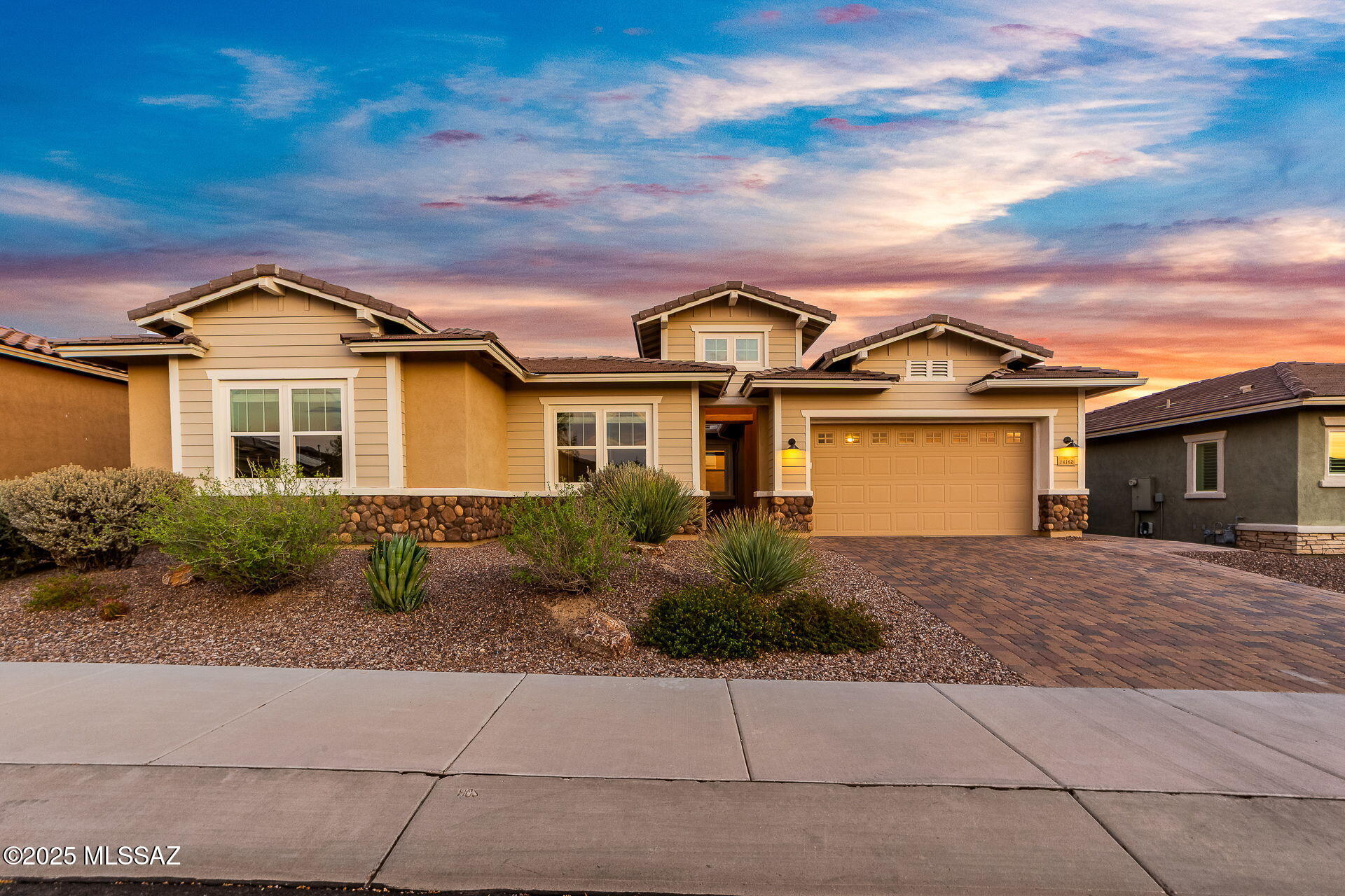 Golden Barrel Place At Dove Mountain SQ20141710079 - Residential
