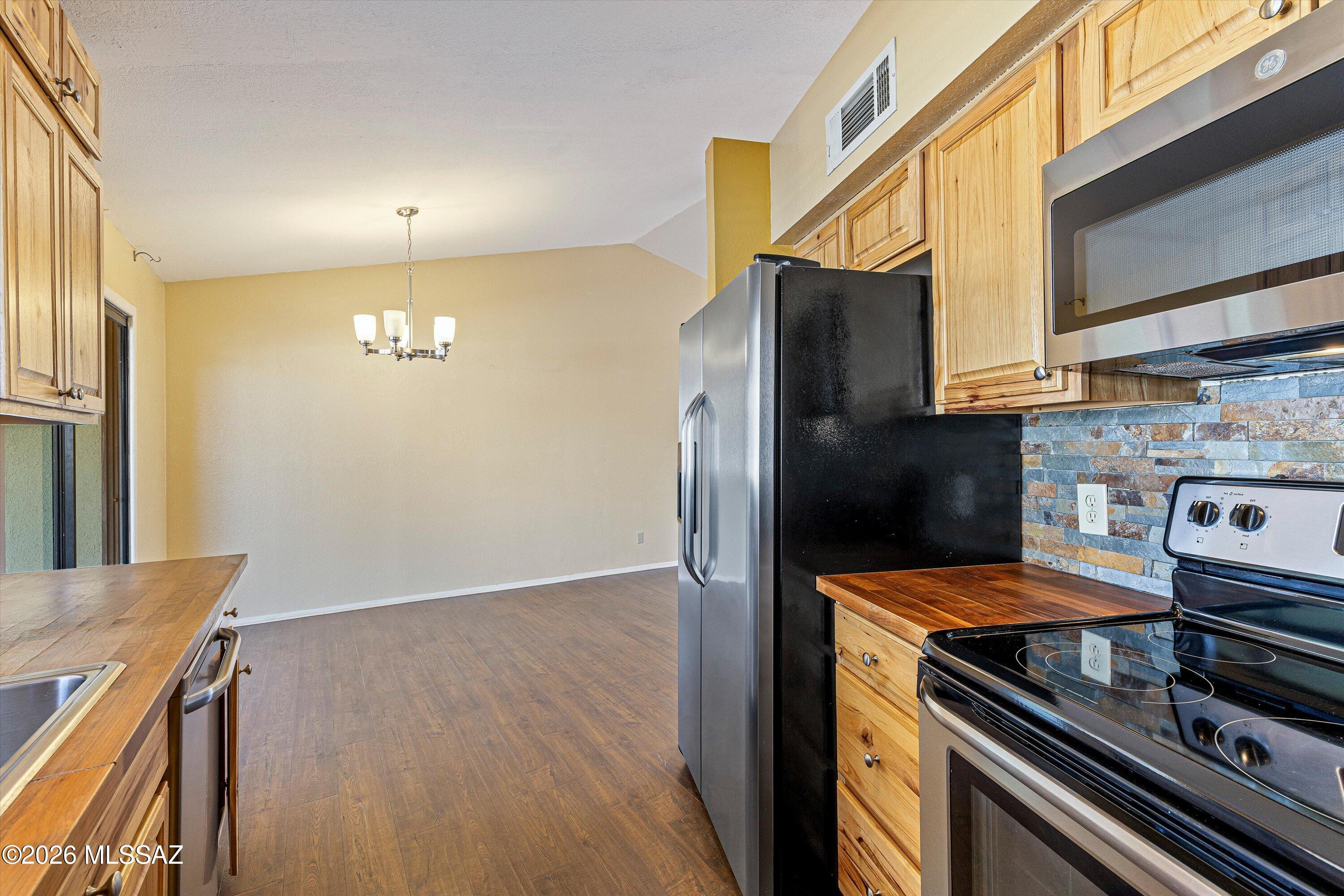 Fairway Villas (1-70) - Residential