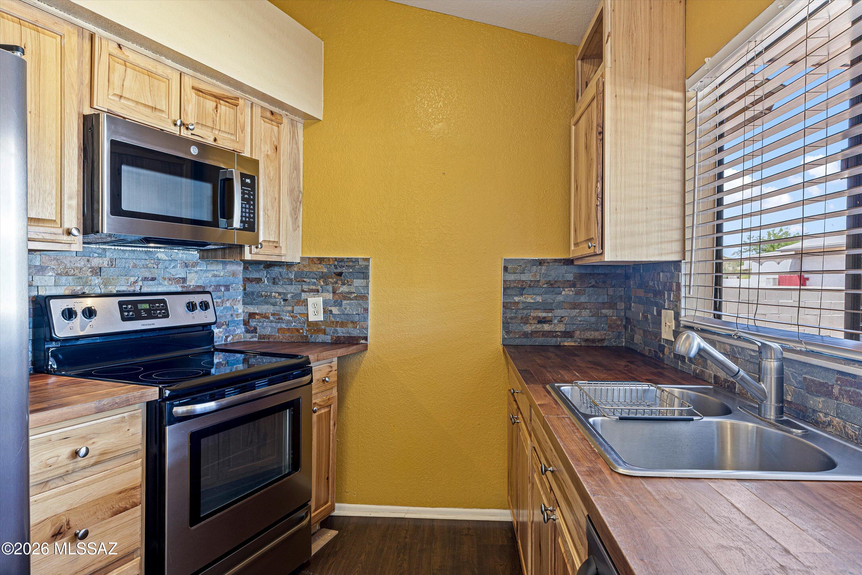 Fairway Villas (1-70) - Residential