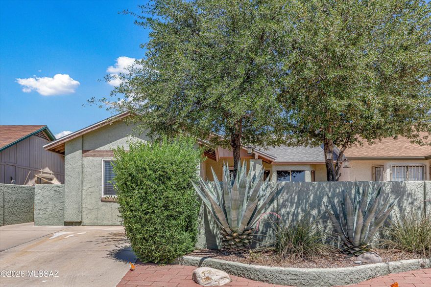 Updated, Move-In-Ready 2 Bedroom, 2 Bath Townhome -- No HOA

Beautifully refreshed & thoughtfully upgraded. This townhome delivers comfort, efficiency, & peace of mind. All appliances--including washer & dryer, making this a true turnkey opportunity. 

Highlights & Upgrades:
*2 bedrooms & 2 full baths
*Wood & tile floors
*All appliances
*All electric home

2023 major system updates:
*New A/C & furnace
*New Mini-split in second bedroom for personalized climate control
*New water heater
*Updated electric panel
*Gorgeous Maple kitchen cabinets & Butcher Block countertops
*Cool Roof Shingles engineered to reflect more sunlight & absorb less heat than standard asphalt shingles--ideal for Arizona's climate

No HOA, offering flexibility and lower monthly costs

Call to schedul