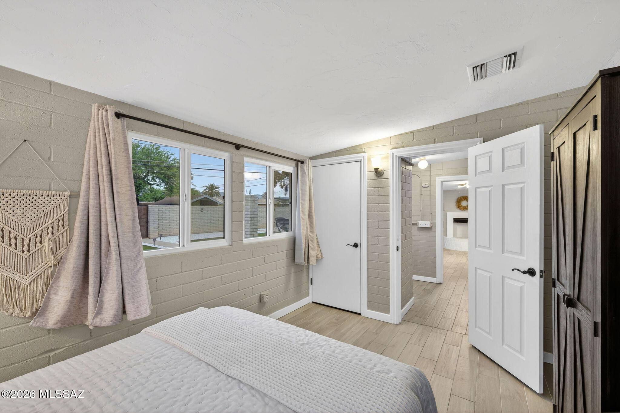 Del Monte Village - Residential