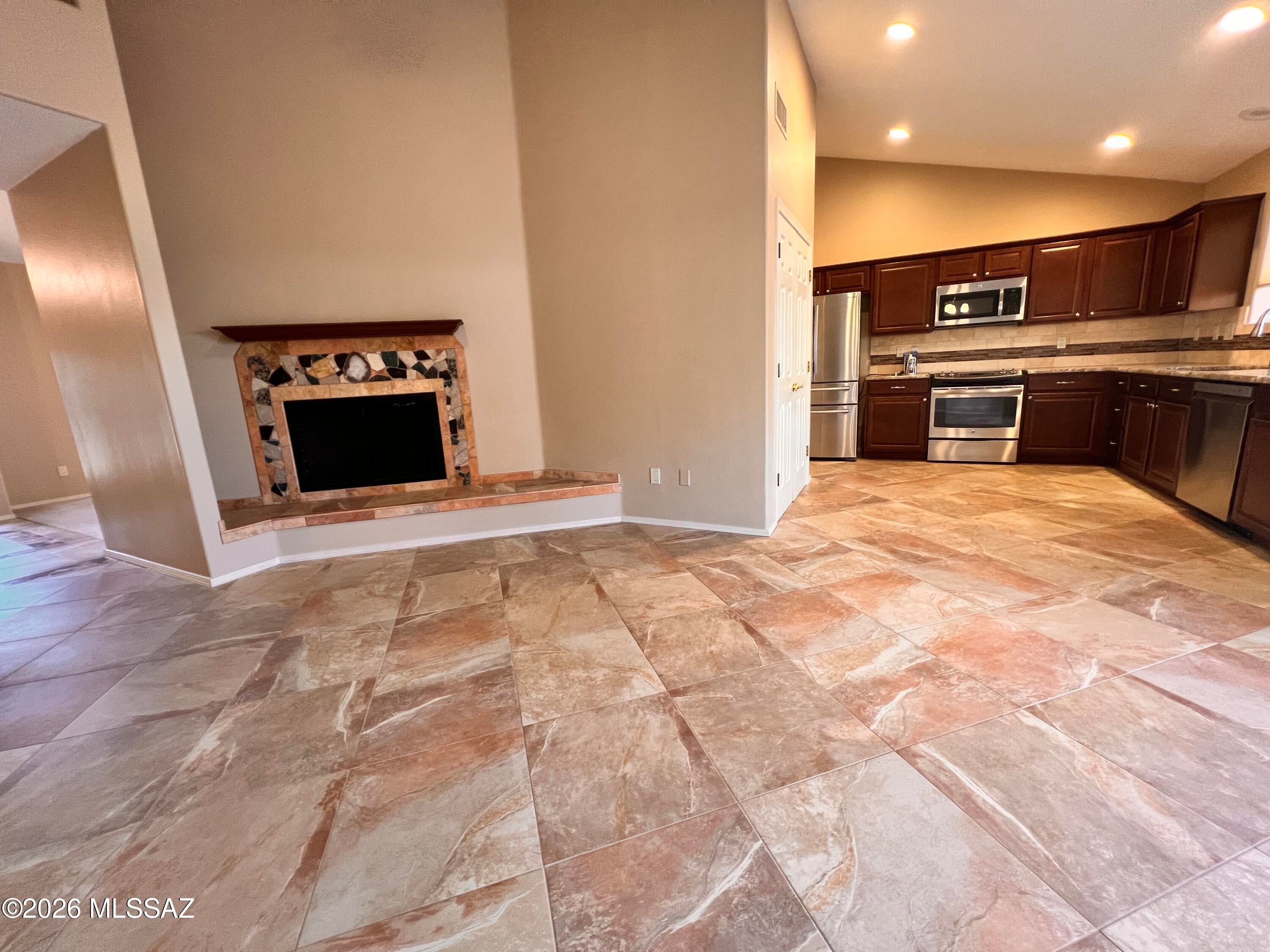 Villages Of La Canada (The) - Residential Lease