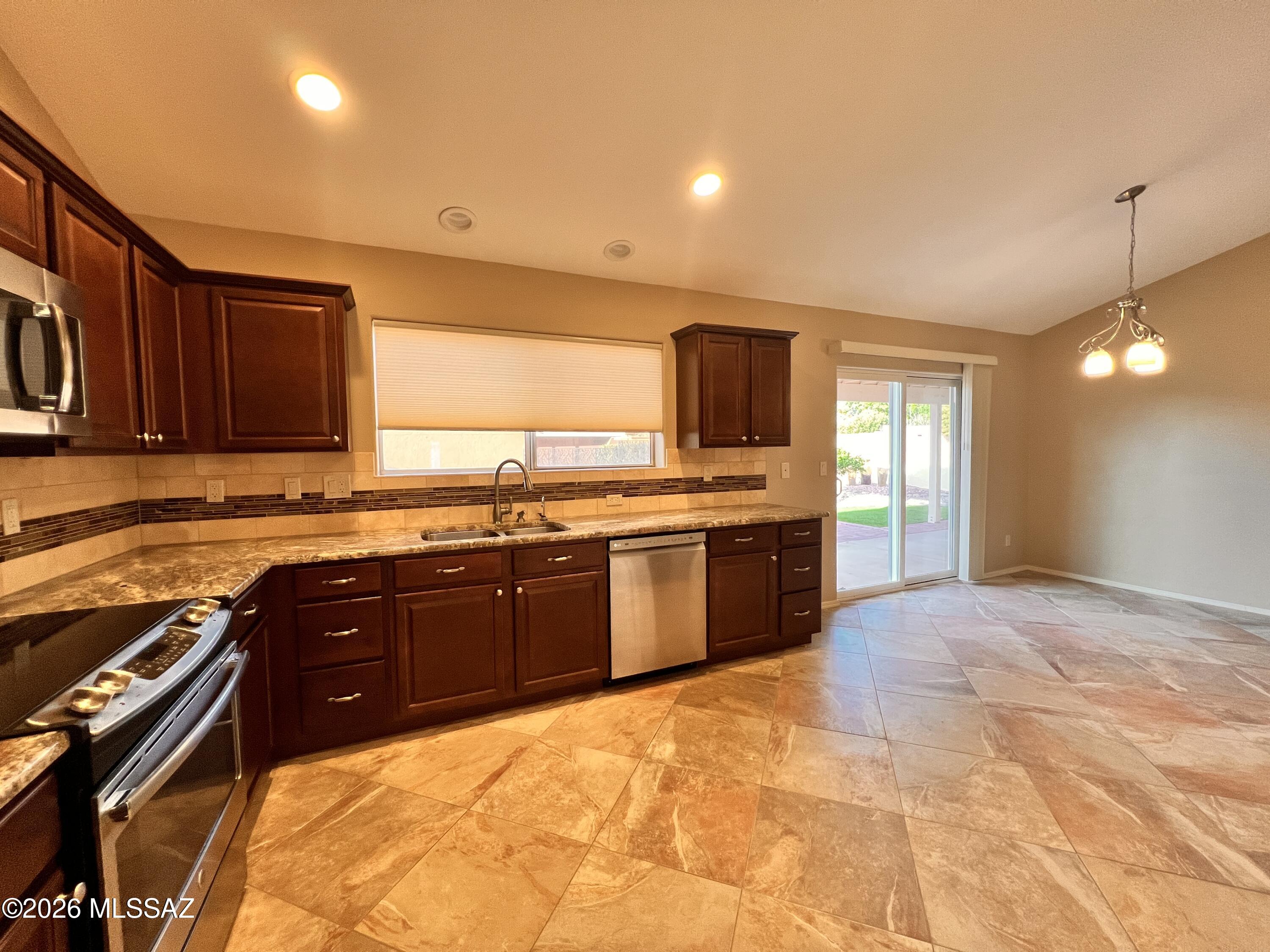 Villages Of La Canada (The) - Residential Lease