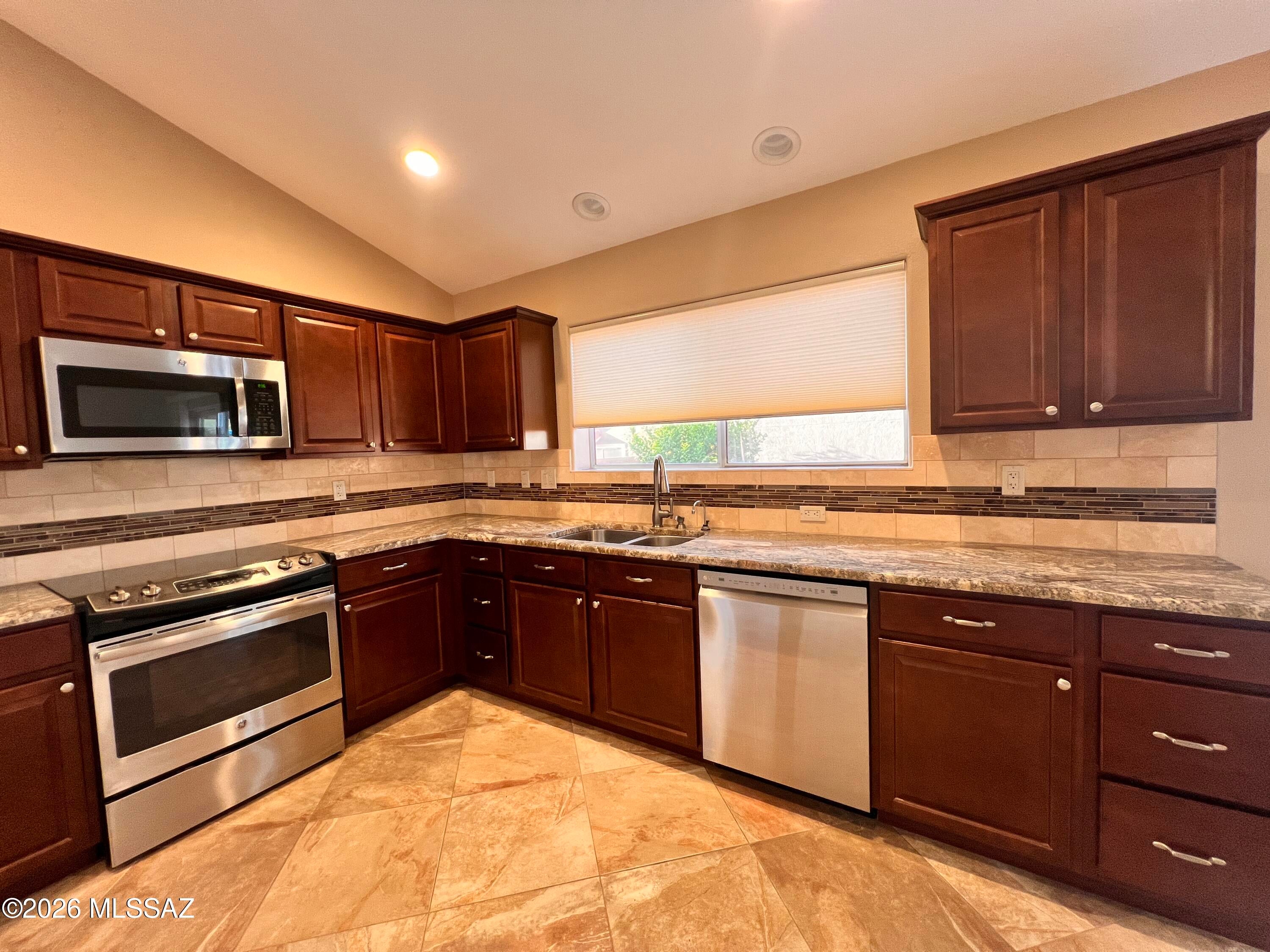 Villages Of La Canada (The) - Residential Lease