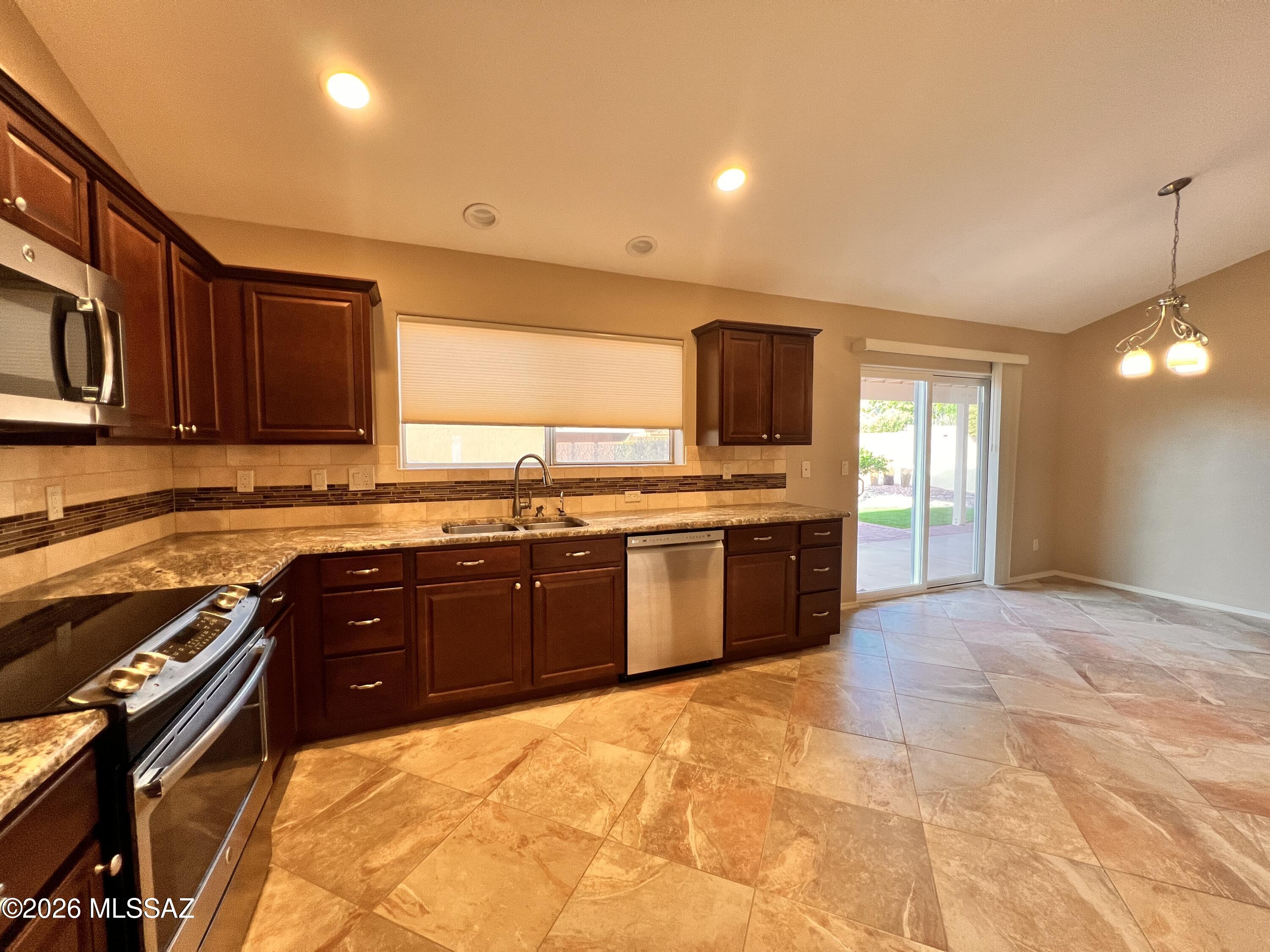 Villages Of La Canada (The) - Residential Lease
