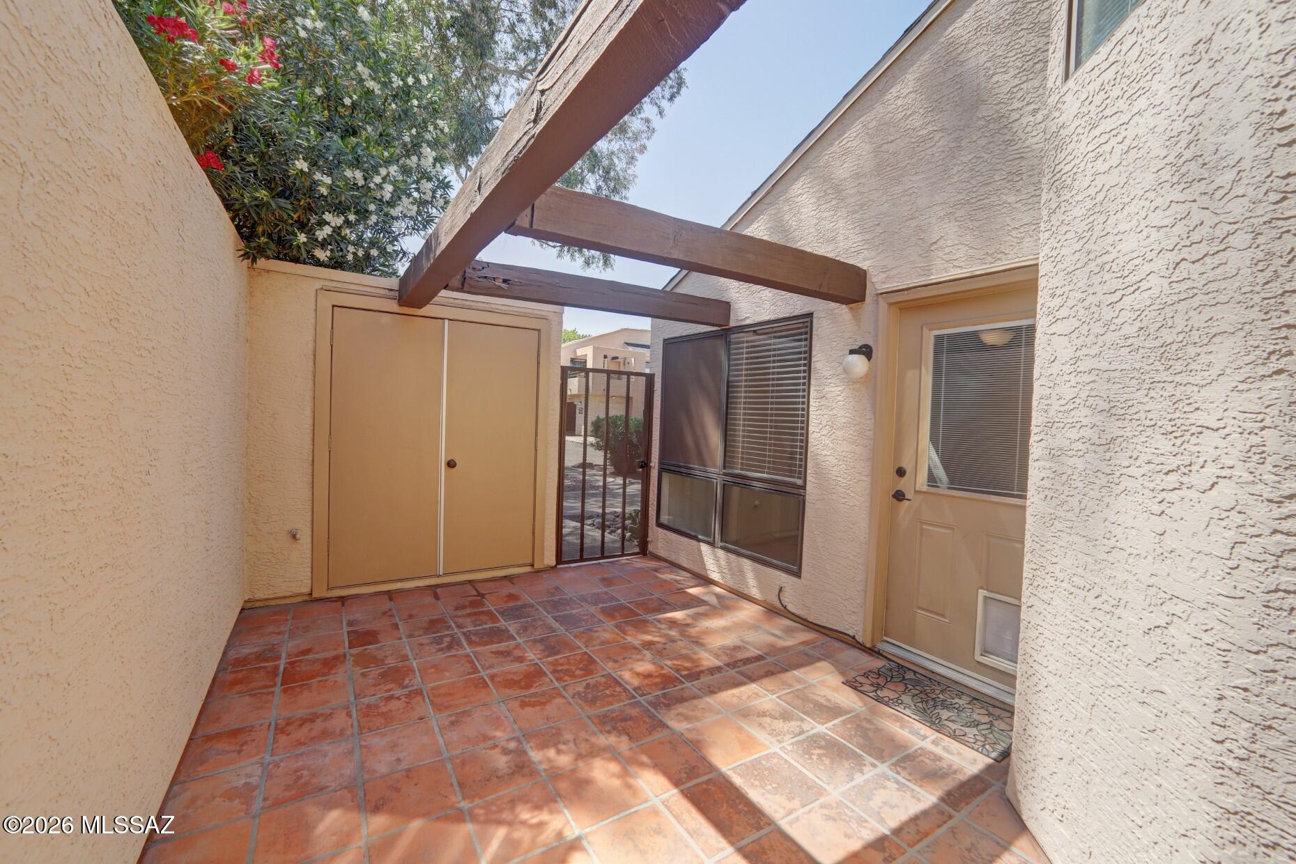 Coronado Place Condominiums II (Units 37-158) - Residential