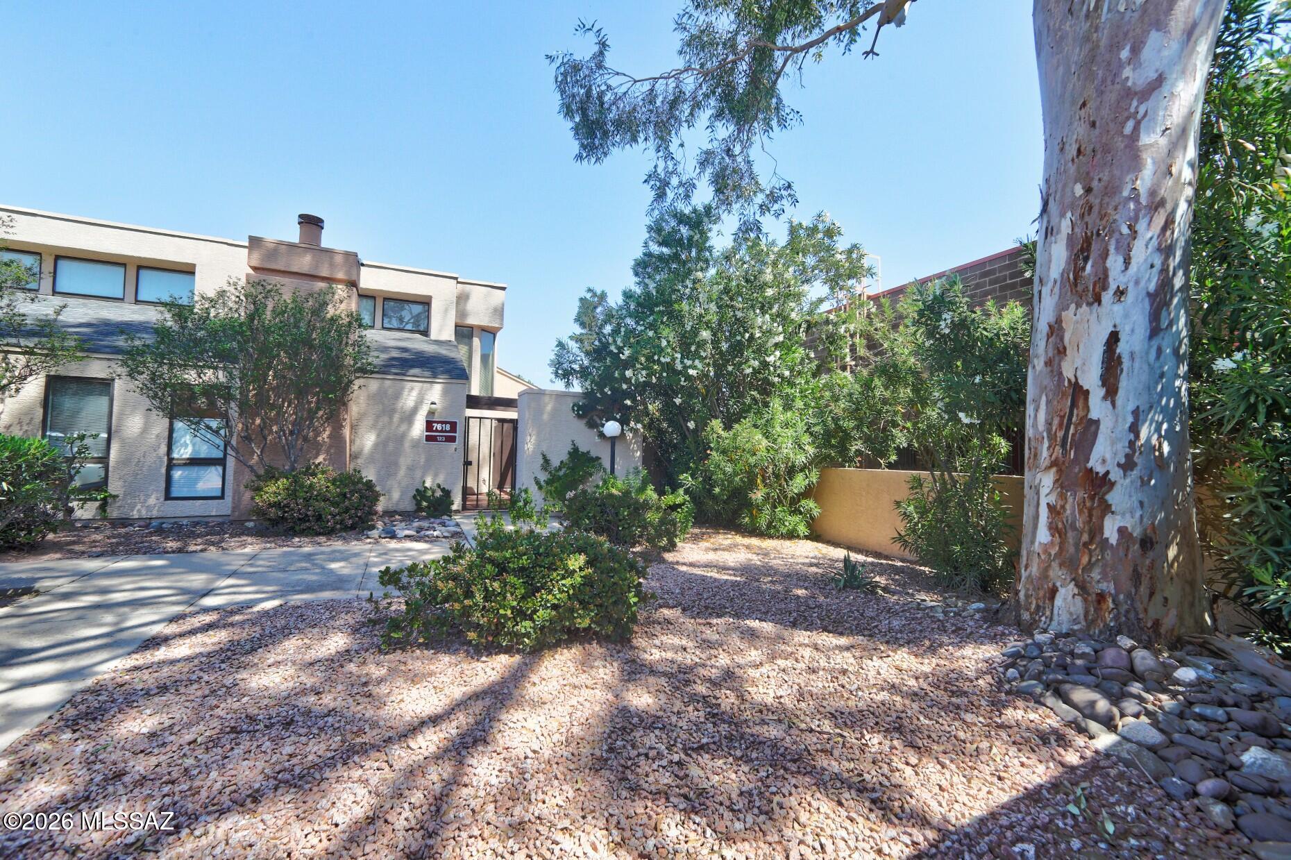 Coronado Place Condominiums II (Units 37-158) - Residential