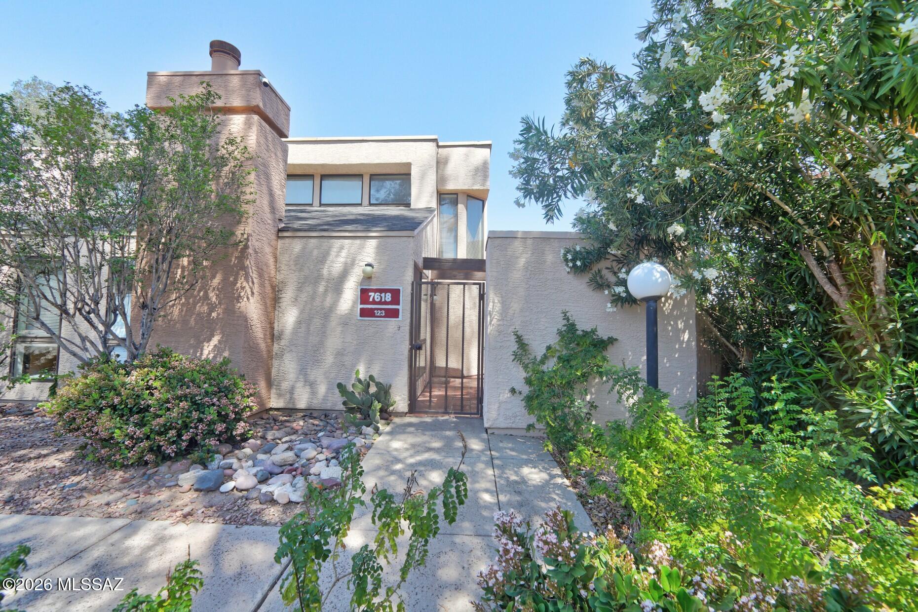 Coronado Place Condominiums II (Units 37-158) - Residential