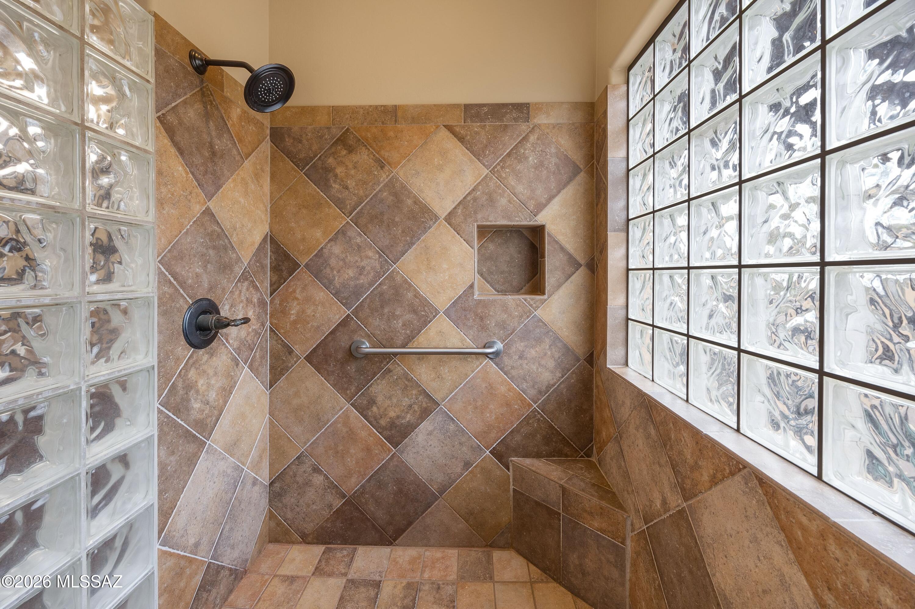 Solar Del Viejo (1-81) - Residential