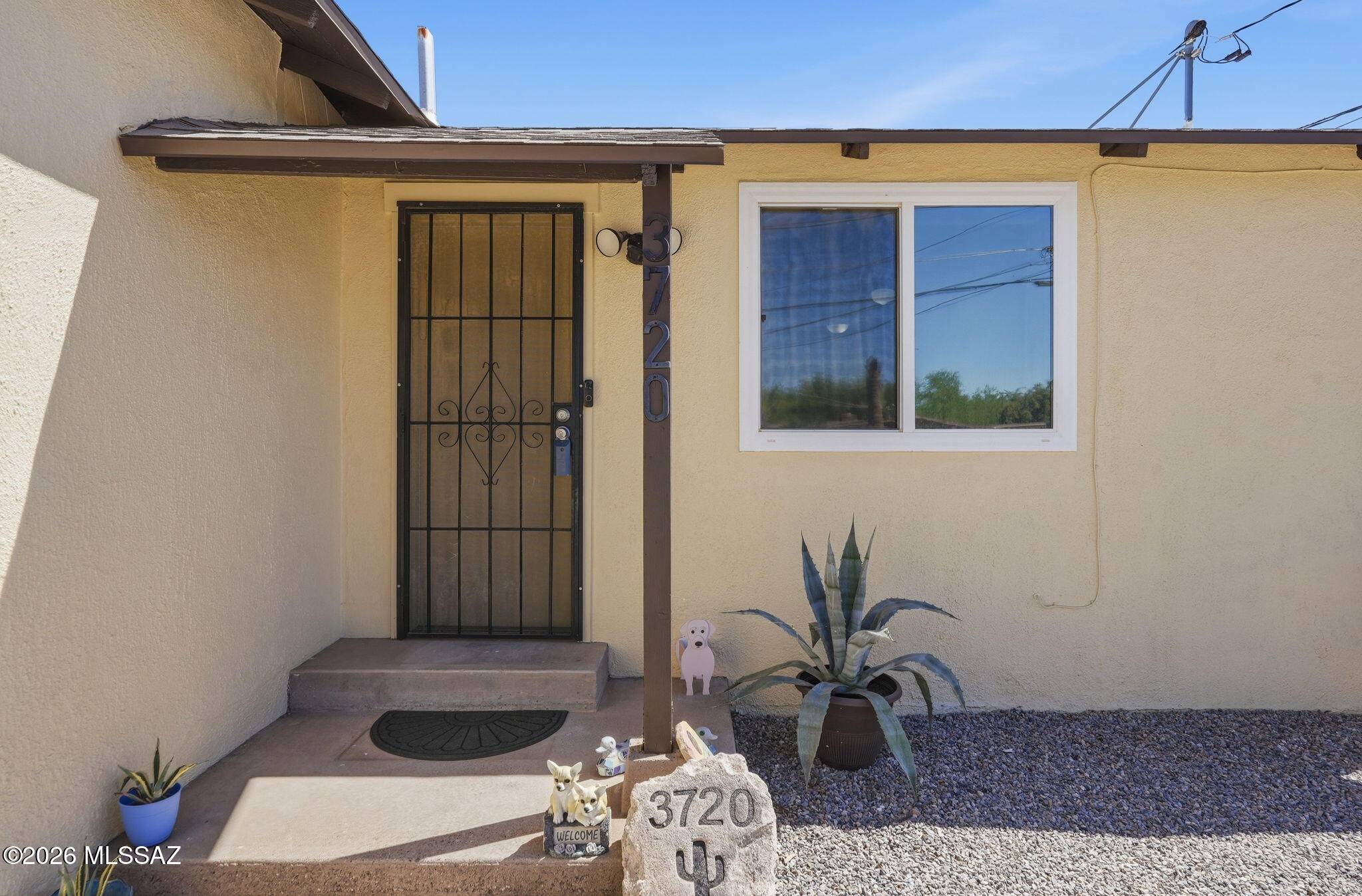 3720 E Monte Vista Drive