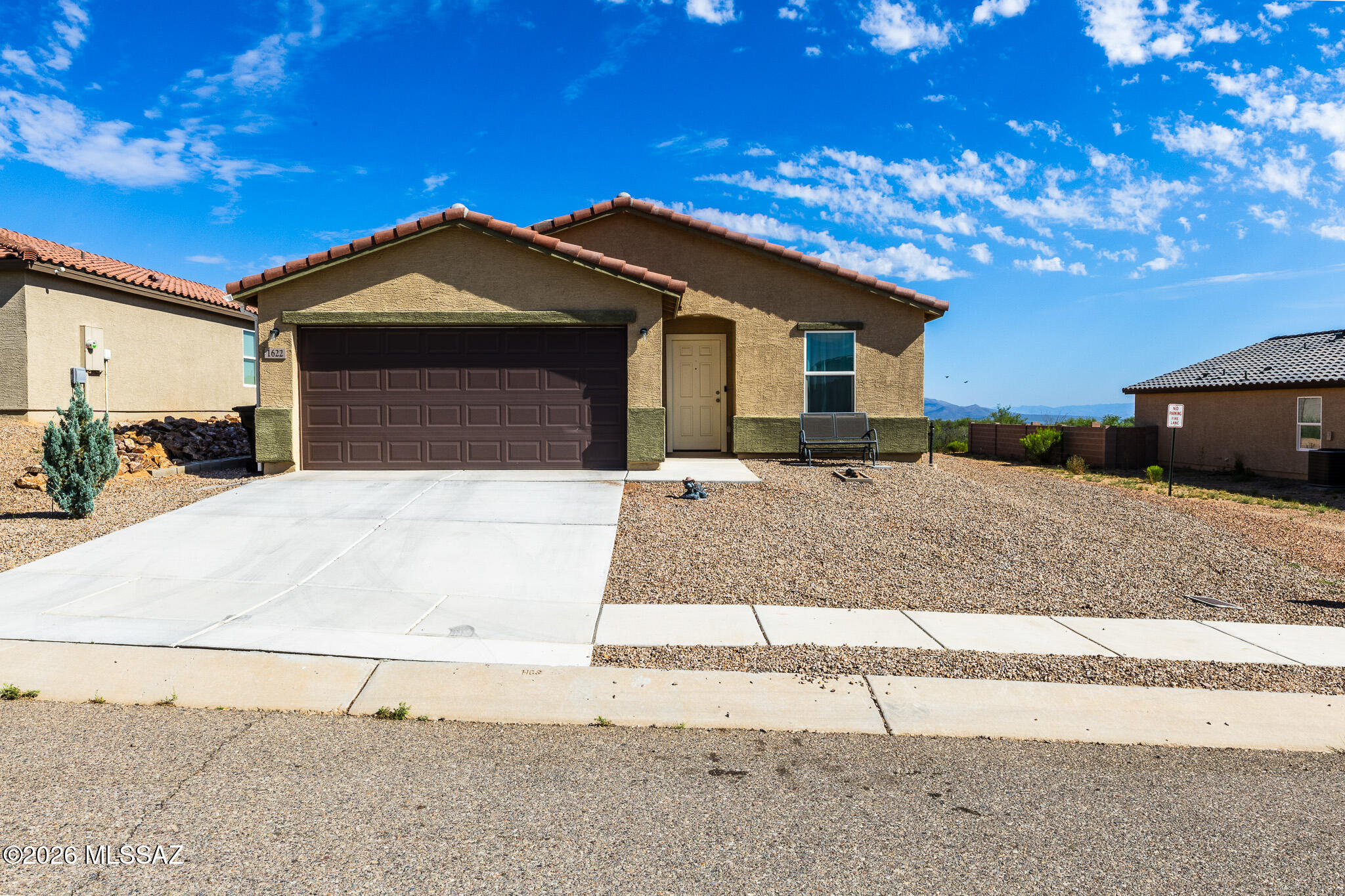 1622 W Cottonwood Bluffs Drive