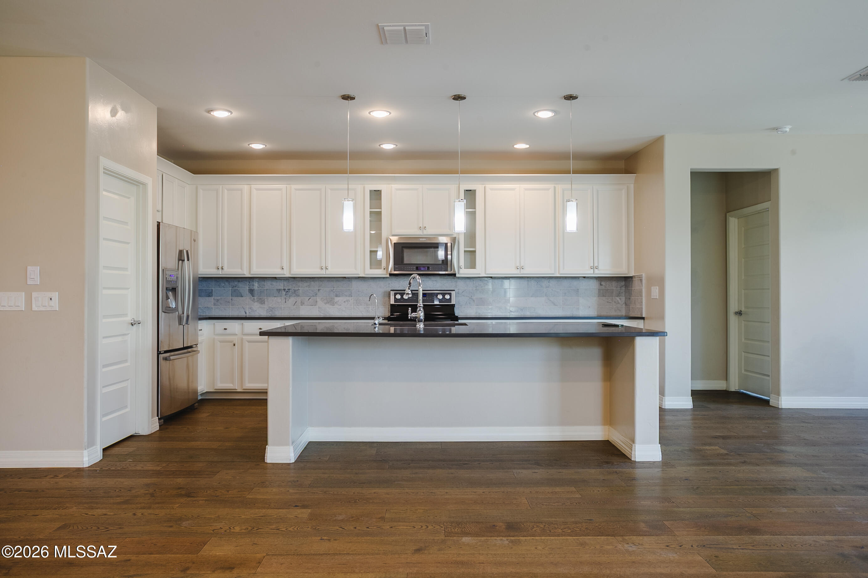 11100 N Delphinus Street