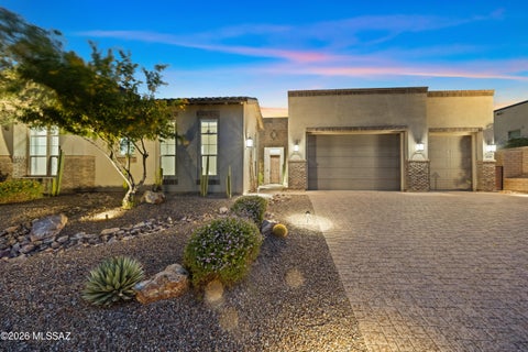 Photo of 14065 N Crooked Creek Drive, Marana, AZ 85658 (MLS # 22621504)