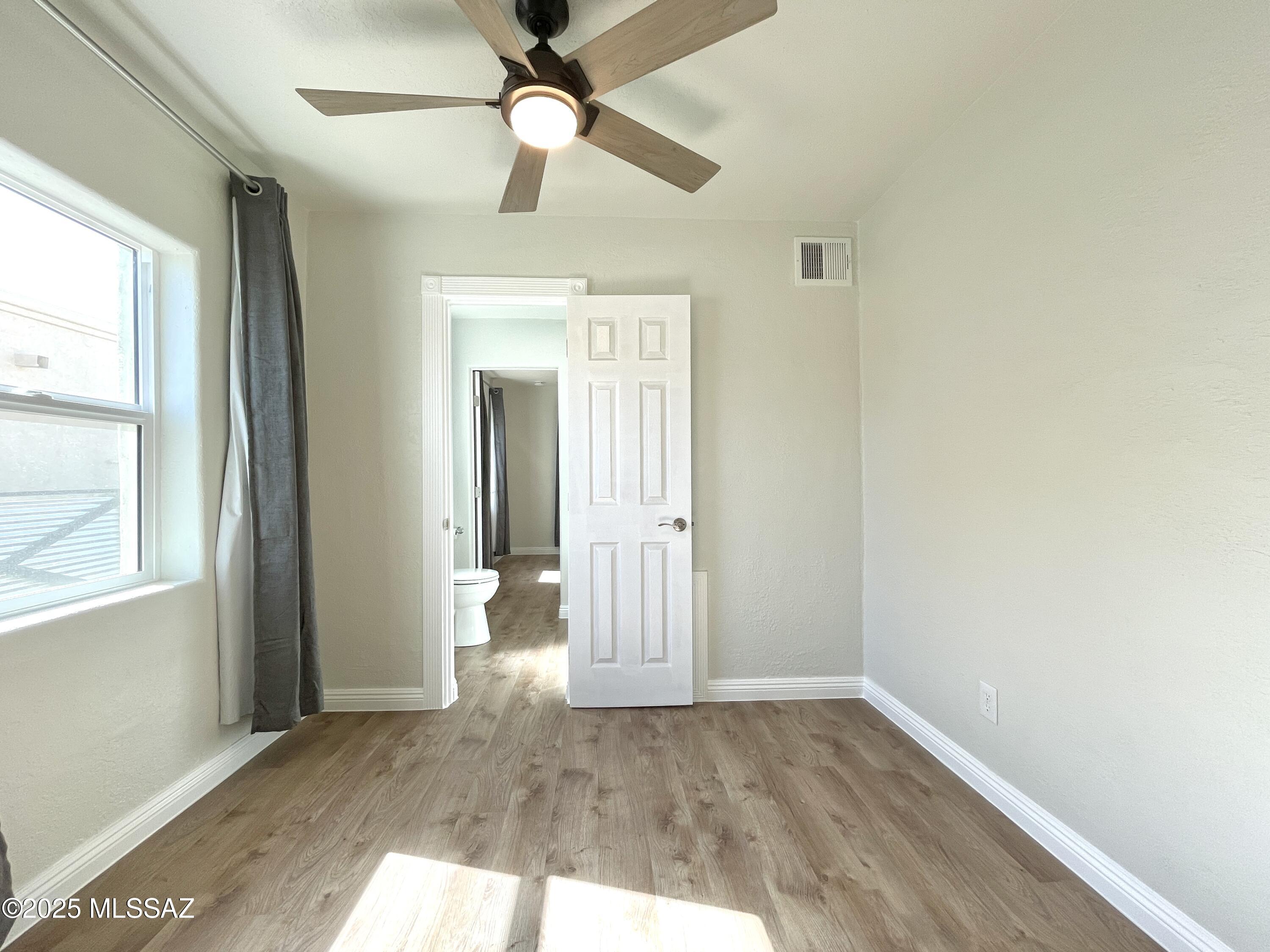 El Pasadena Tract - Residential Lease