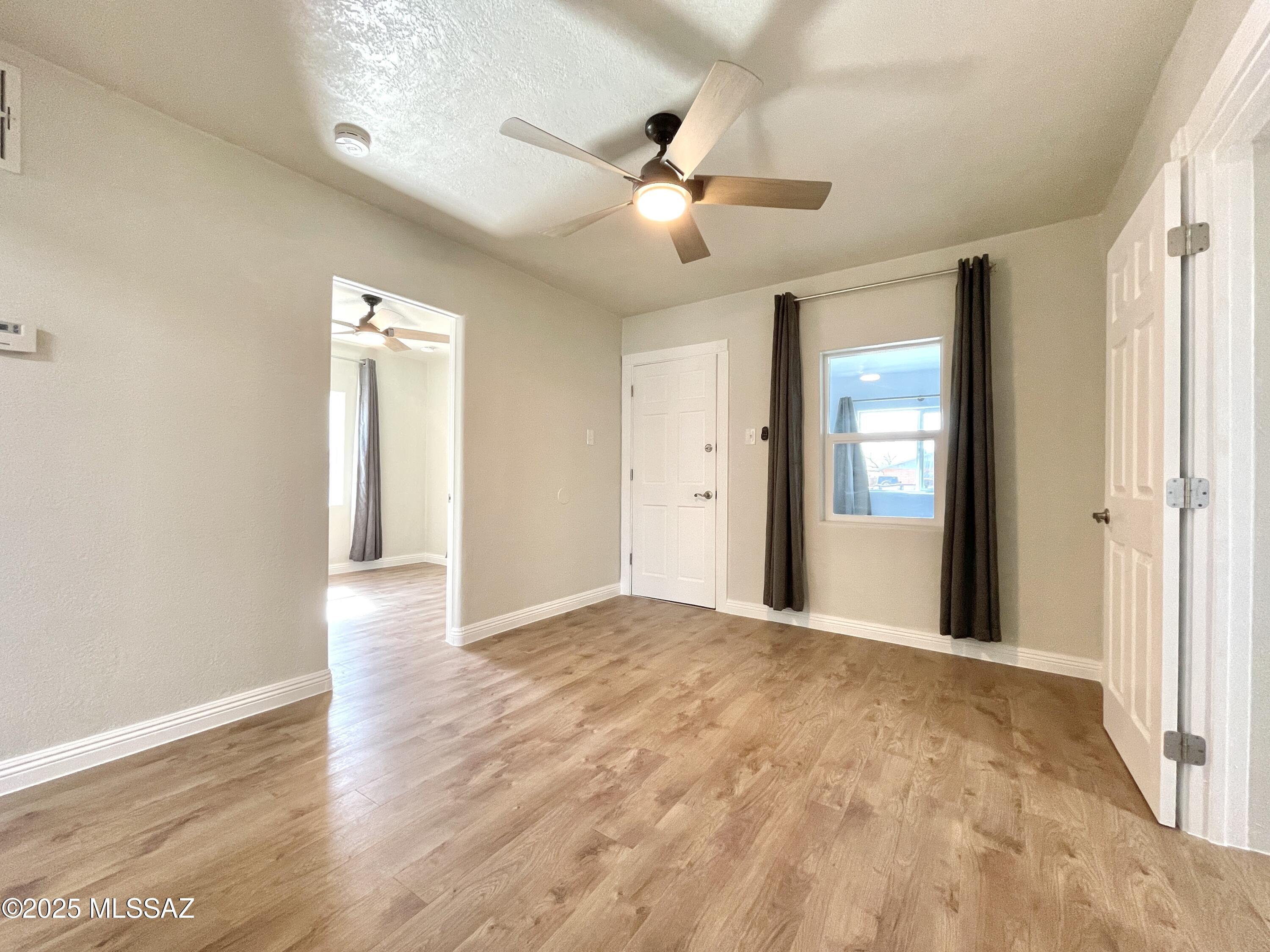 El Pasadena Tract - Residential Lease