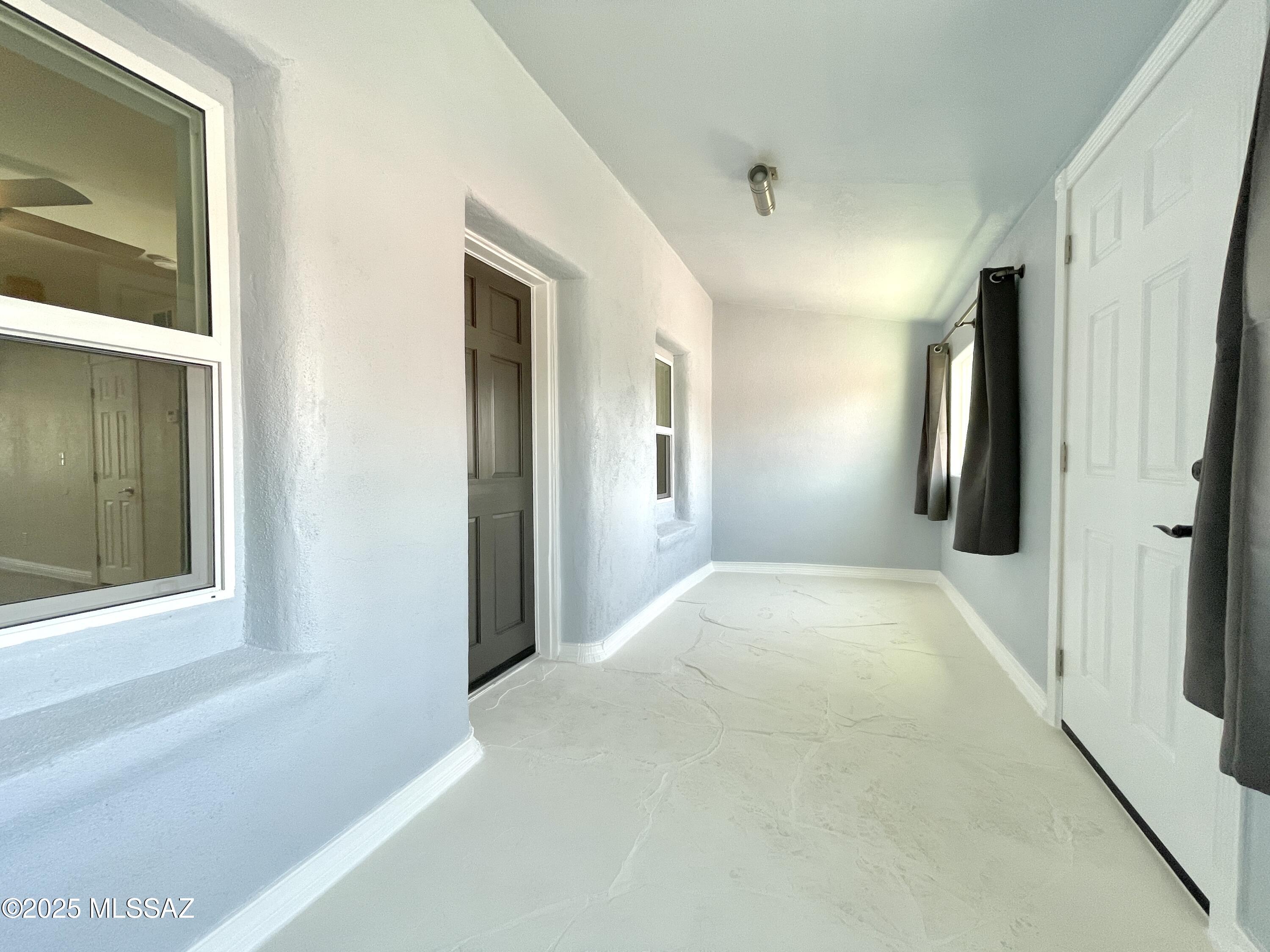 El Pasadena Tract - Residential Lease