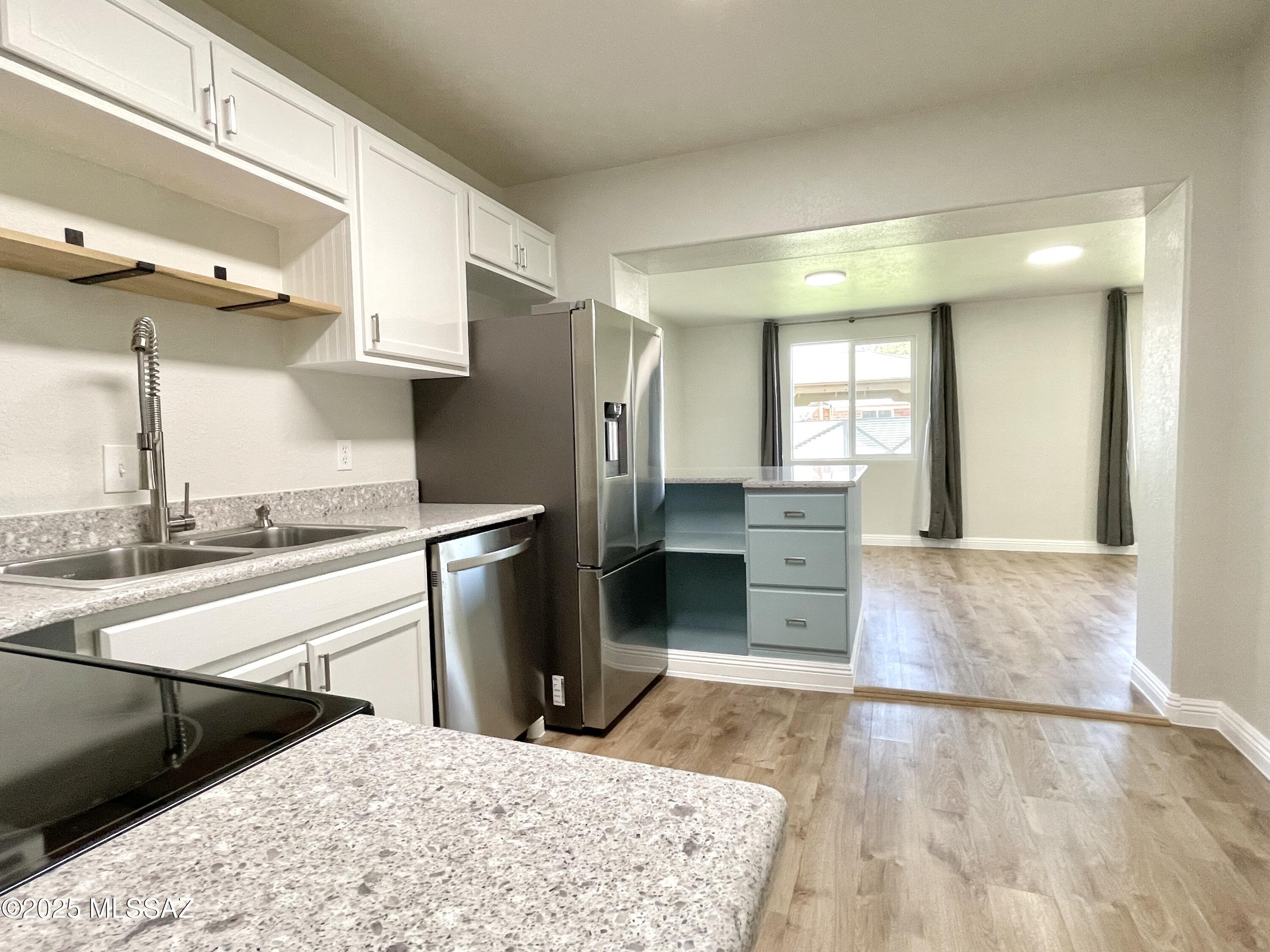 El Pasadena Tract - Residential Lease