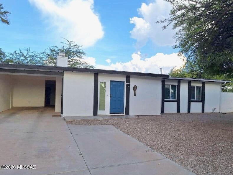 9870 E Celeste Drive