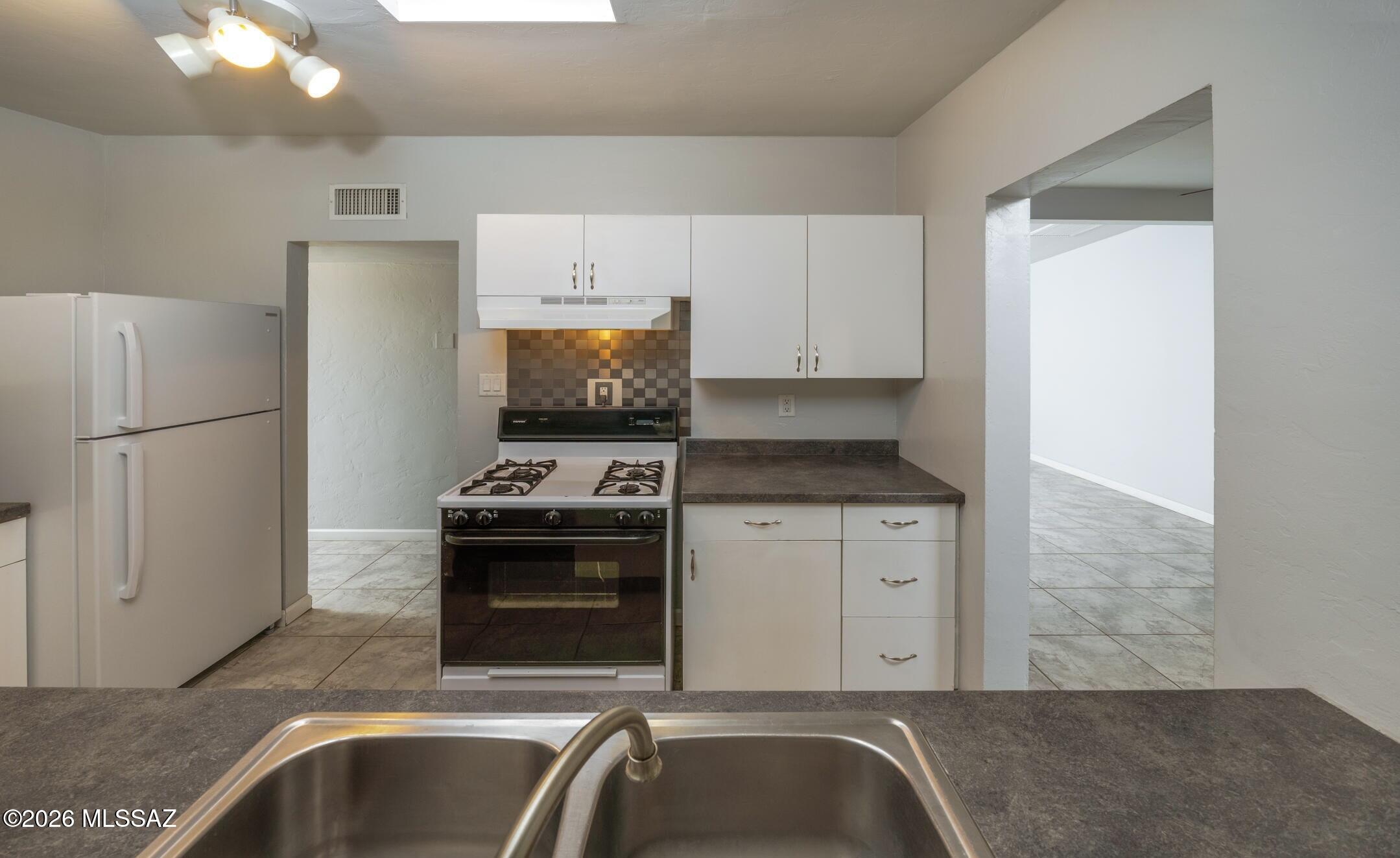 Yale Estates - Residential