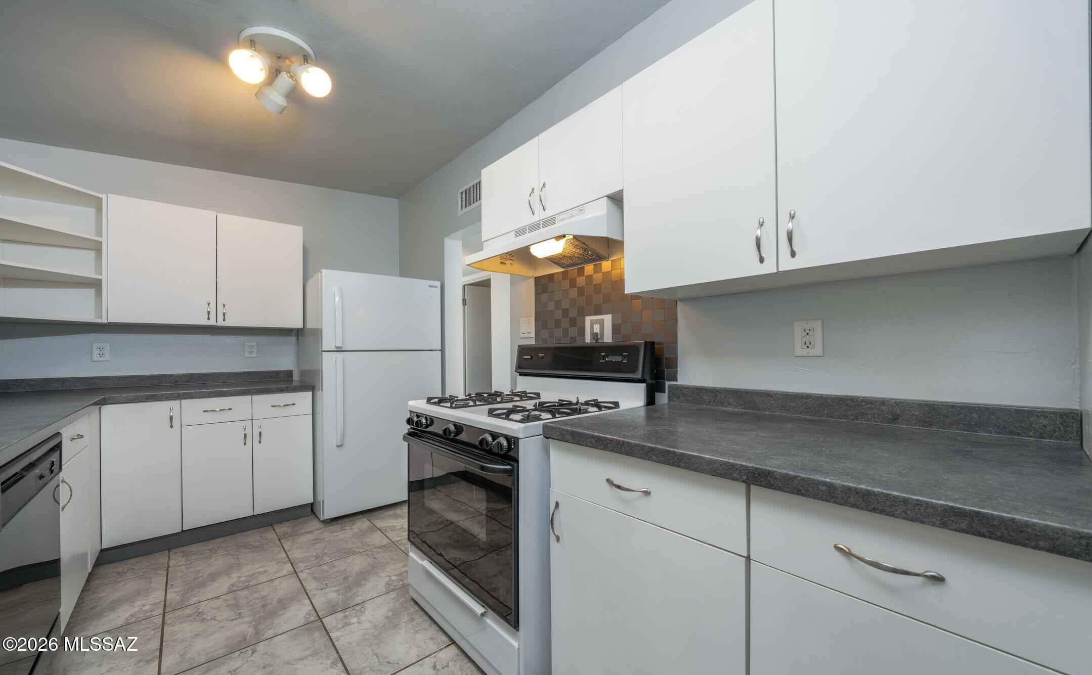 Yale Estates - Residential