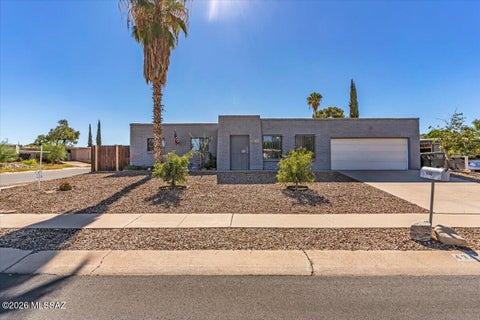 Photo of 4340 S Evergreen Avenue, Tucson, AZ 85730 (MLS # 22624513)