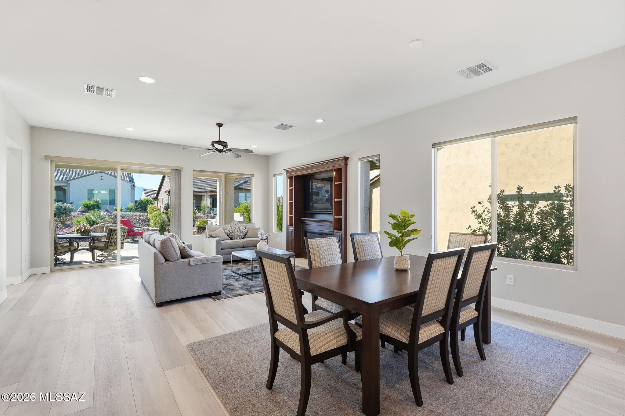 62067 E Quartzite Road