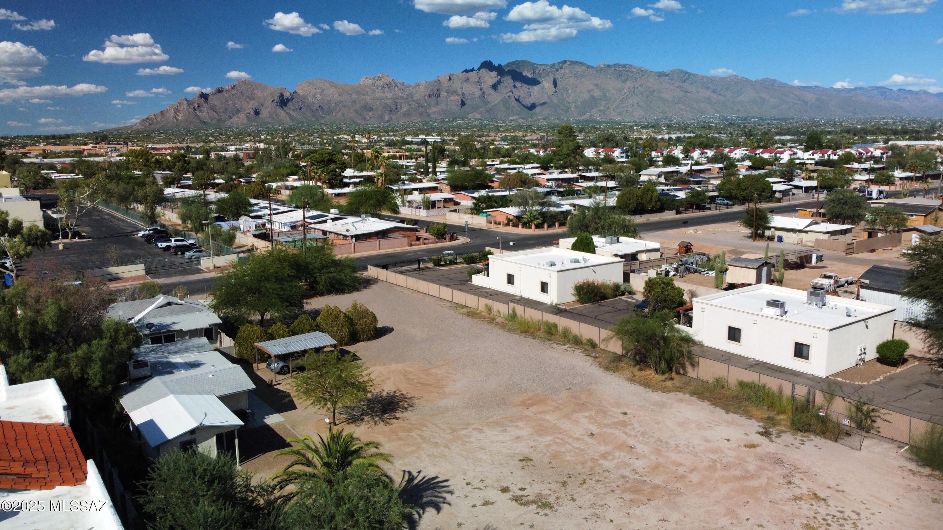 321 W Pastime Road 2