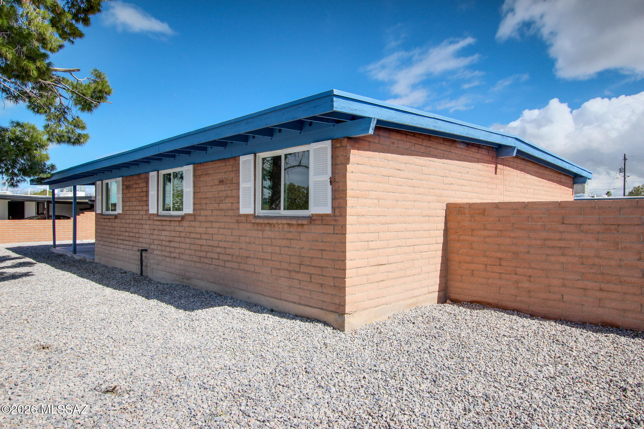 Mission Heights (235-305) - Residential
