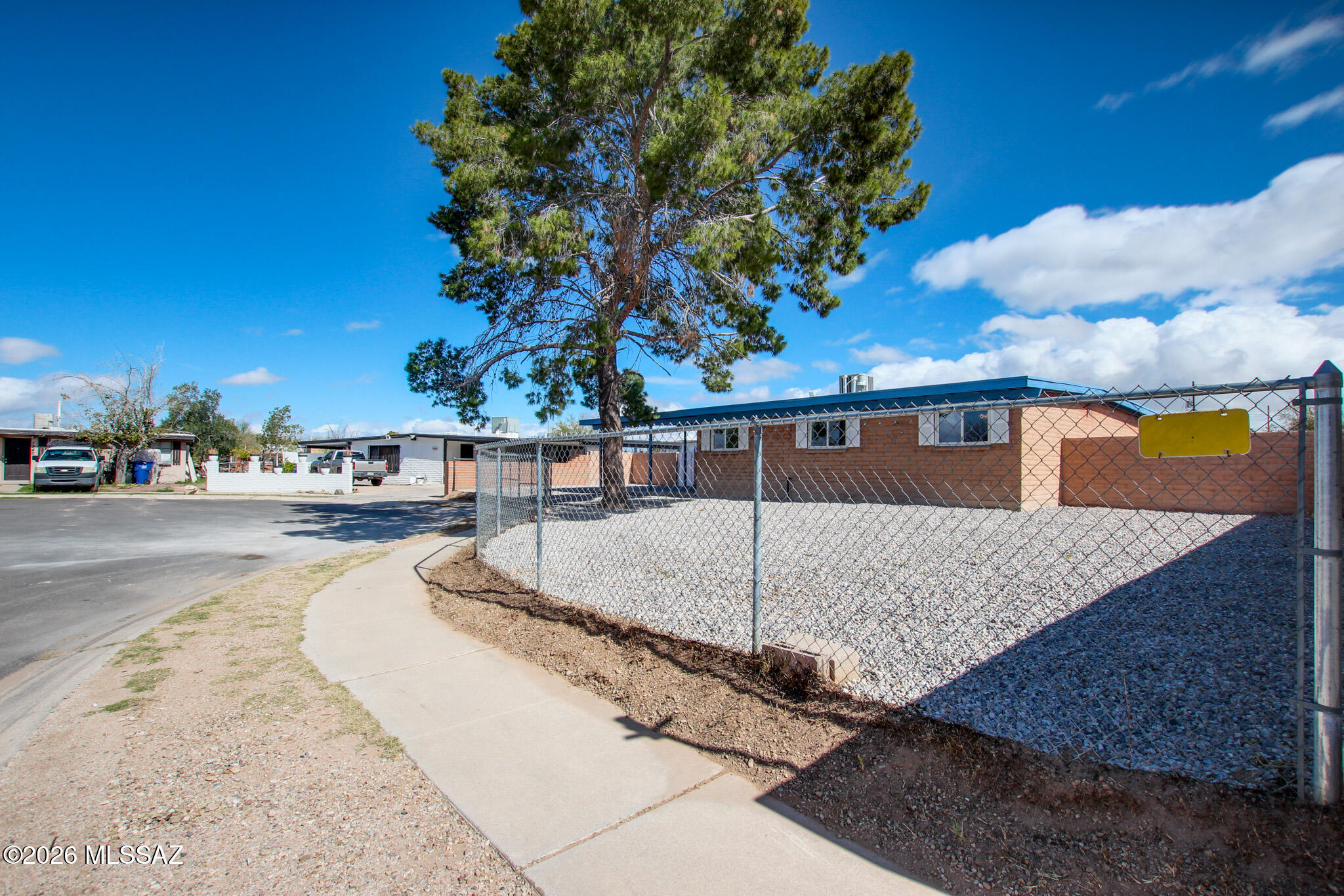 Mission Heights (235-305) - Residential