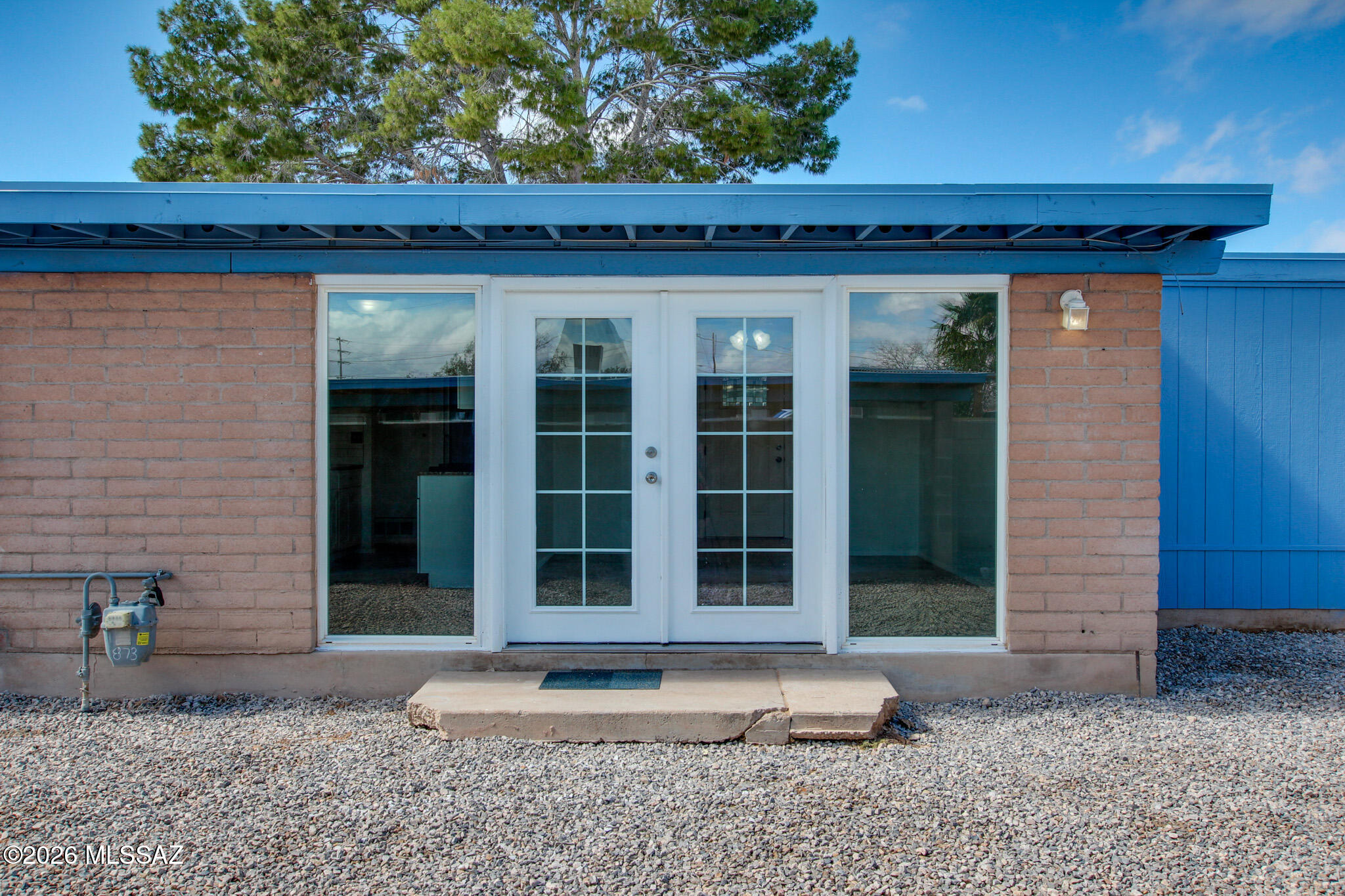 Mission Heights (235-305) - Residential