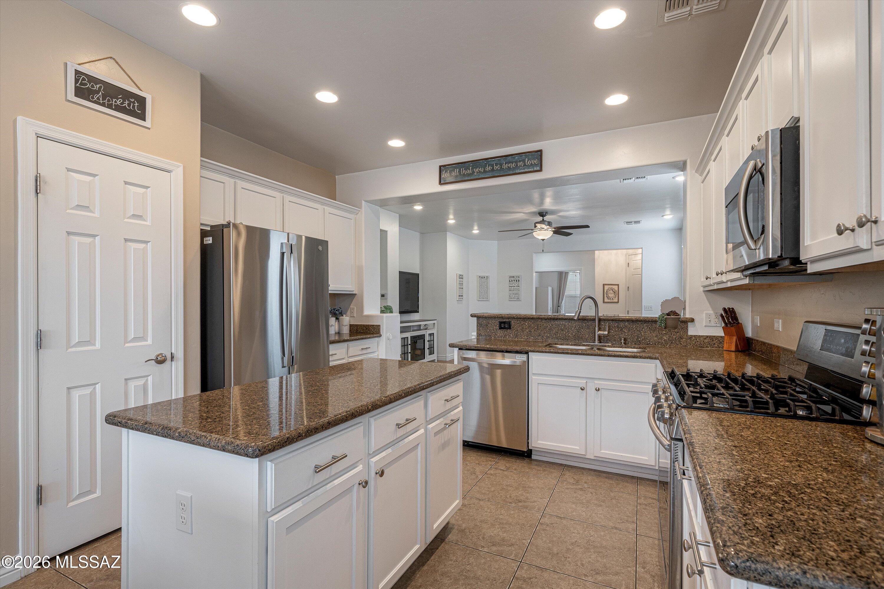 10440 S Painted Mare Drive