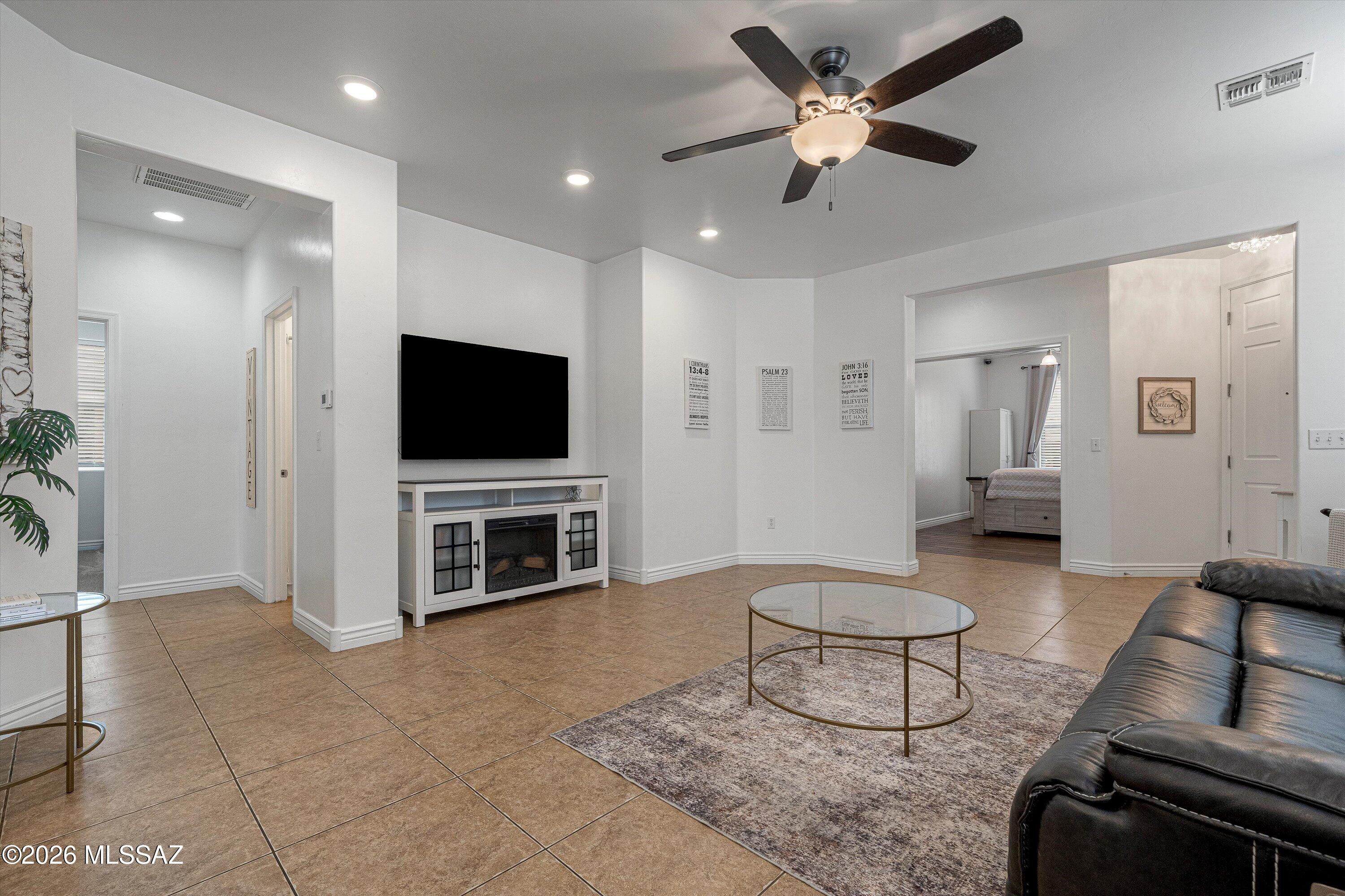 Rancho Del Lago (B37-38) - Residential