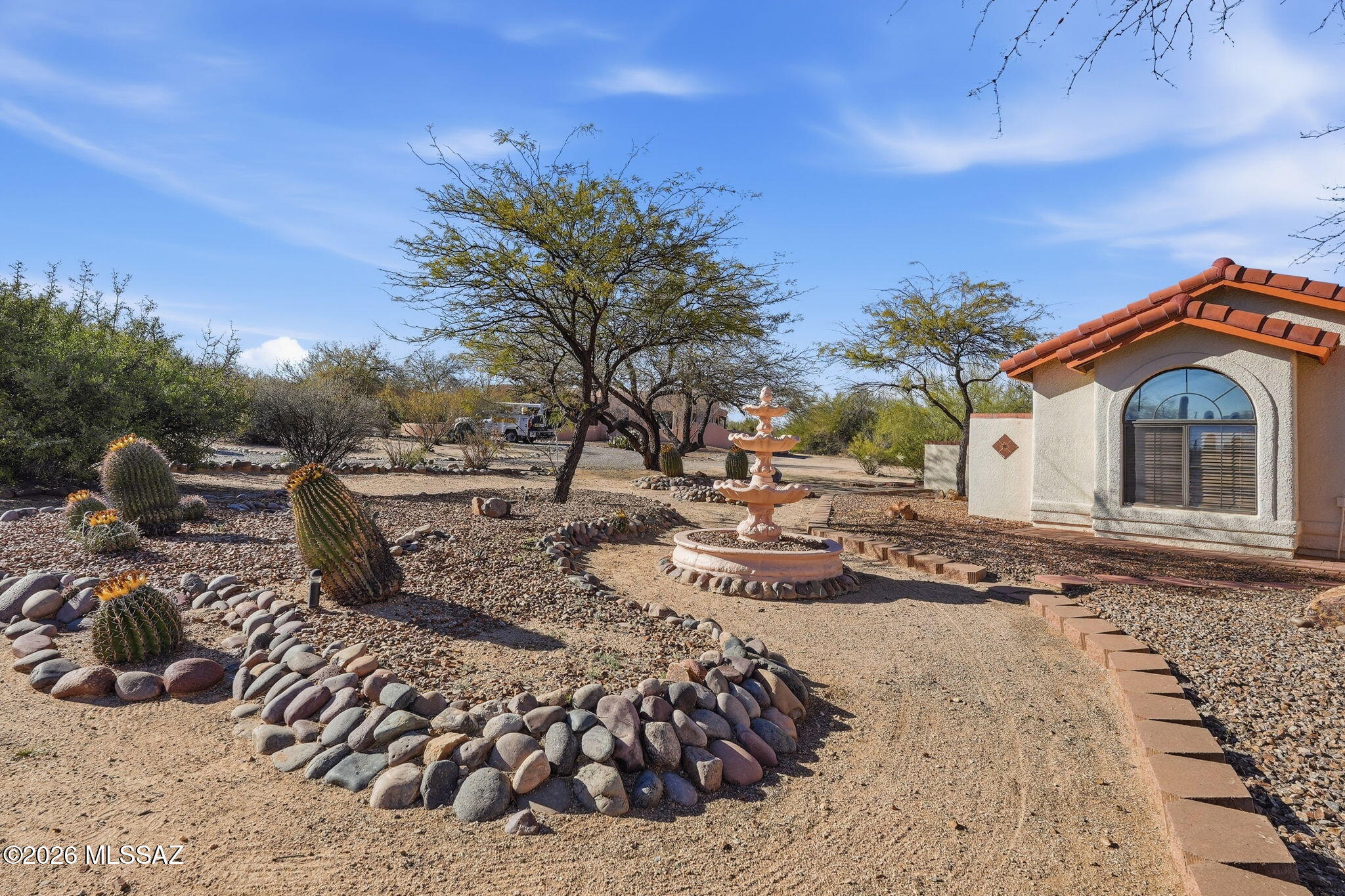 1430 W Via Ventajosa