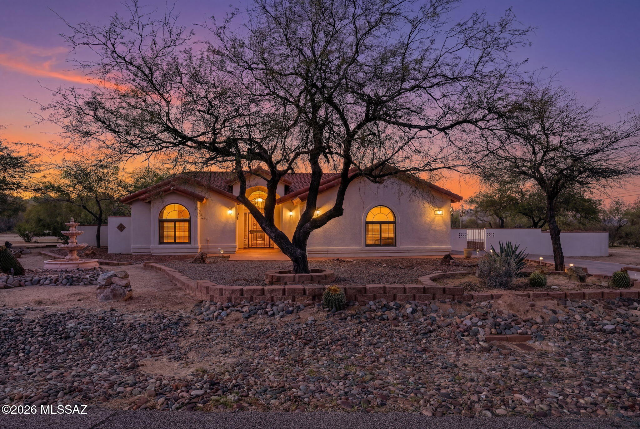 1430 W Via Ventajosa