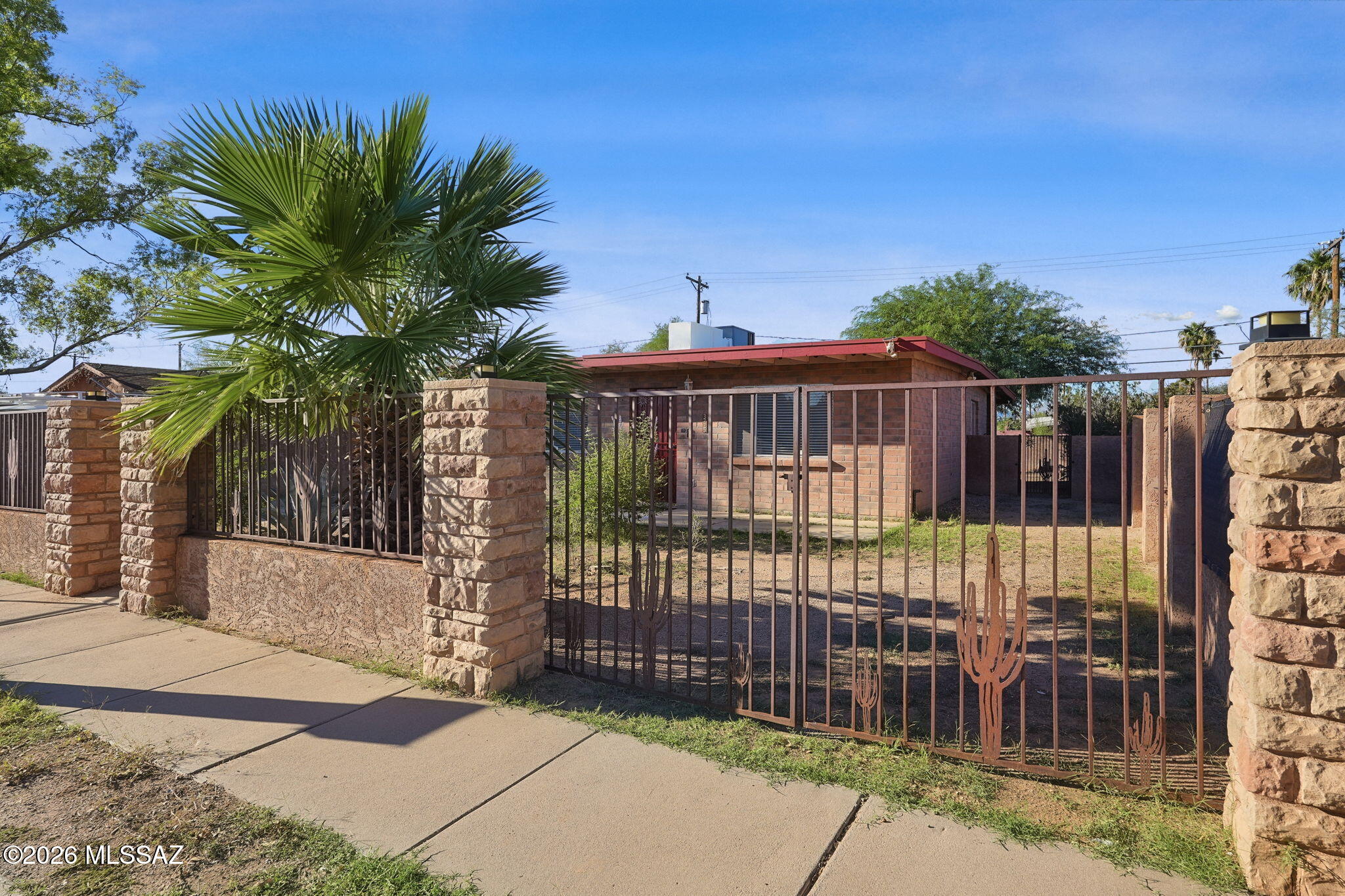 3725 E Shepherd Place