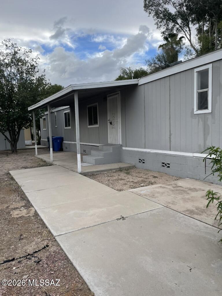 1111 E Limberlost Drive 253