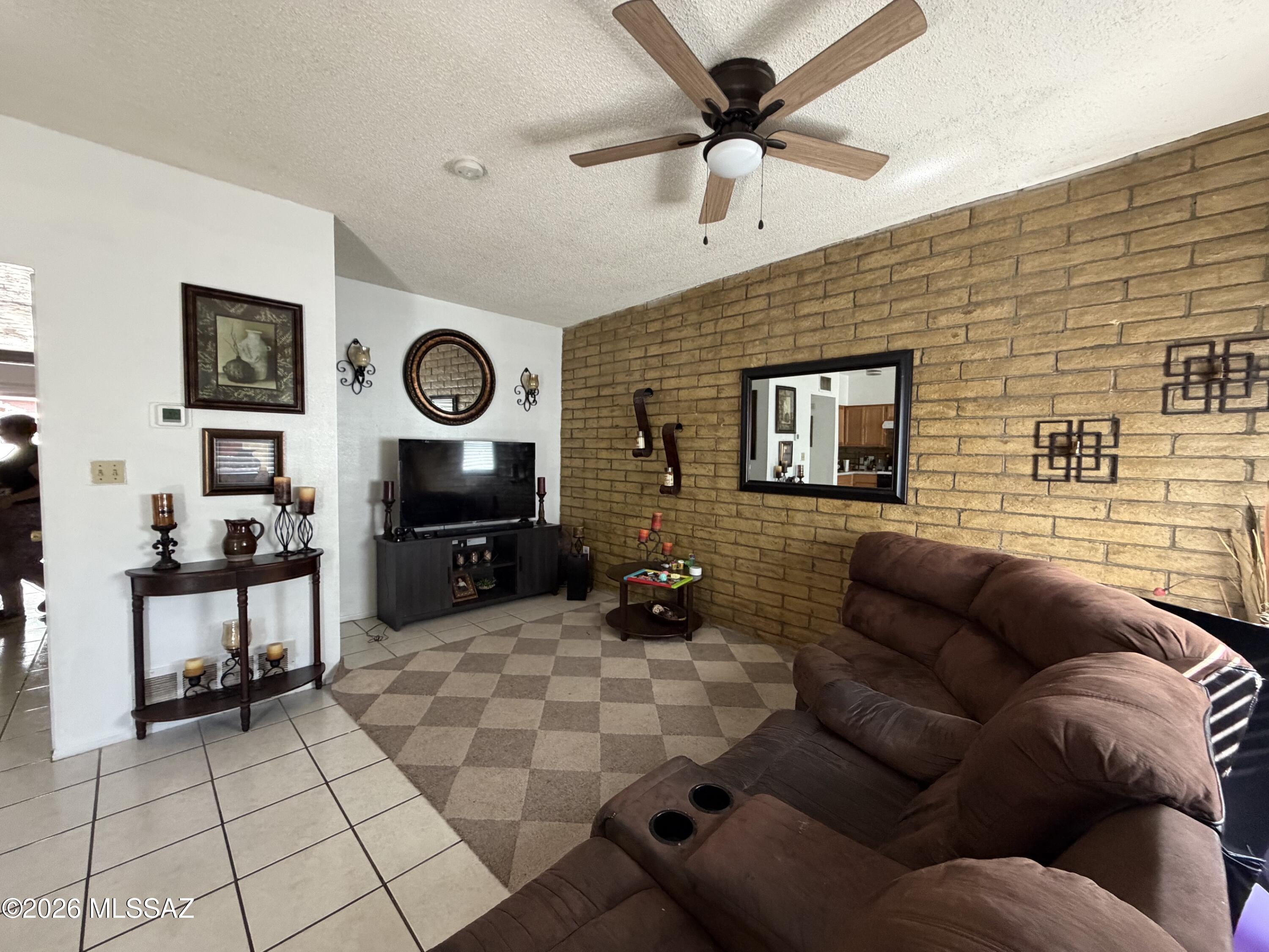 Rio Rico Villas - Residential Income