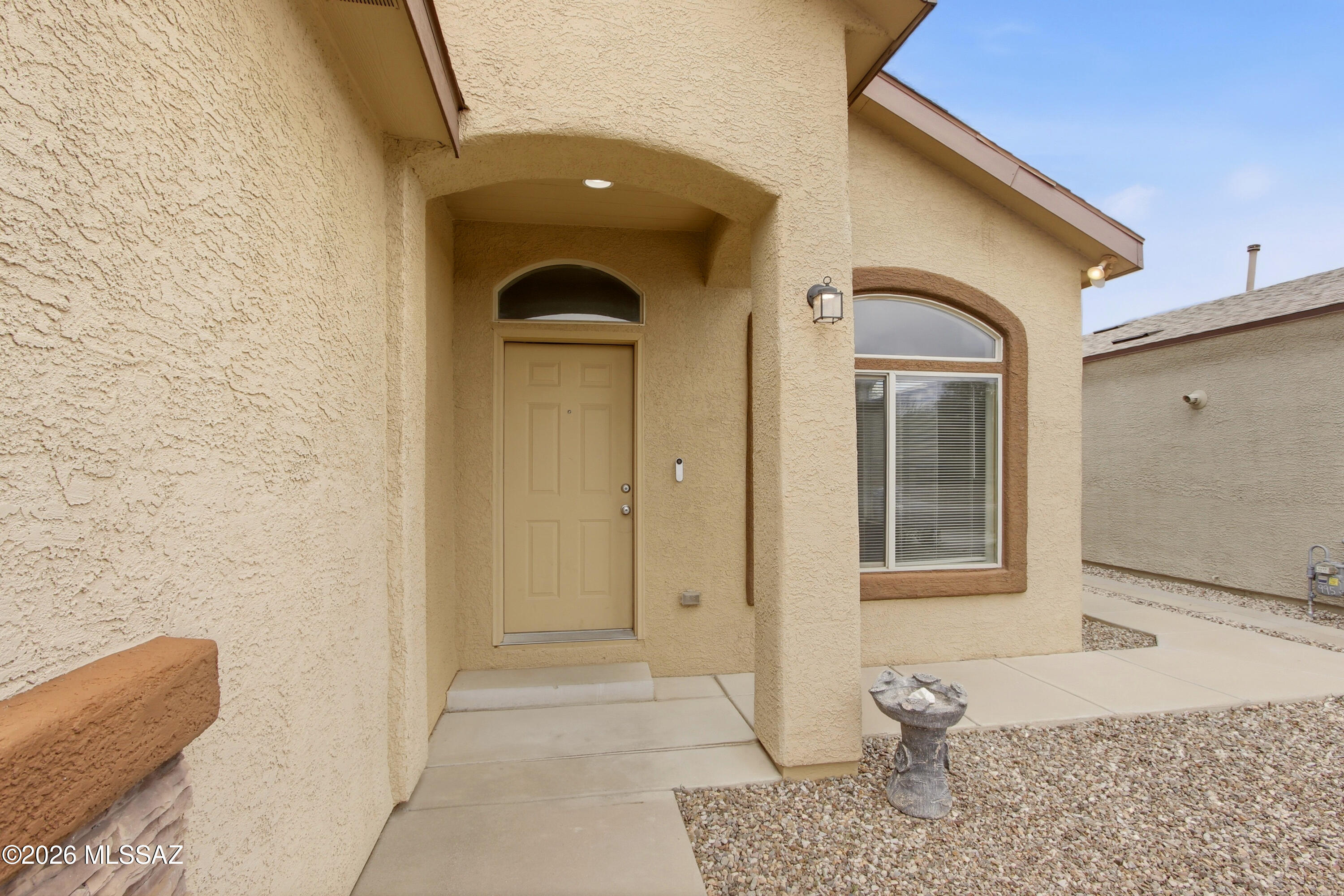 4247 E White Water
