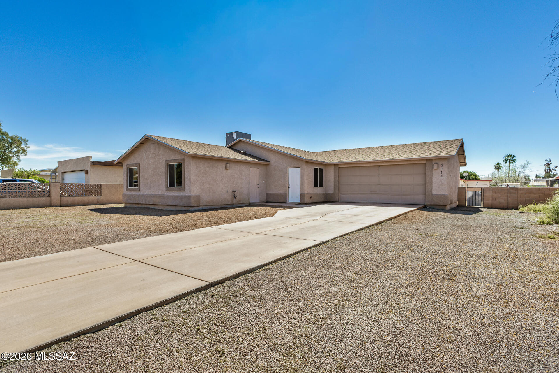 2018 E Cochise Vista