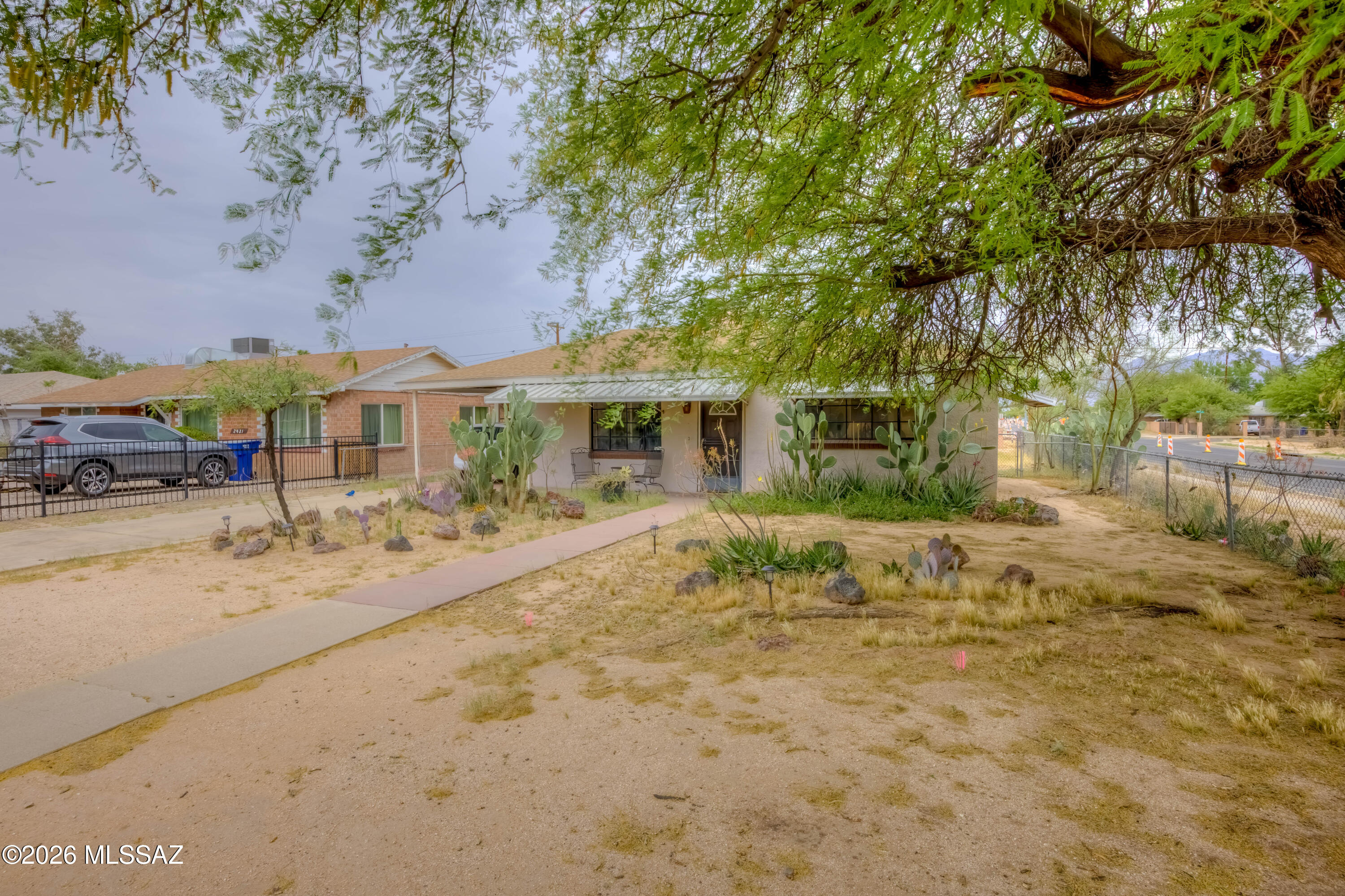 2437 E Beverly Drive