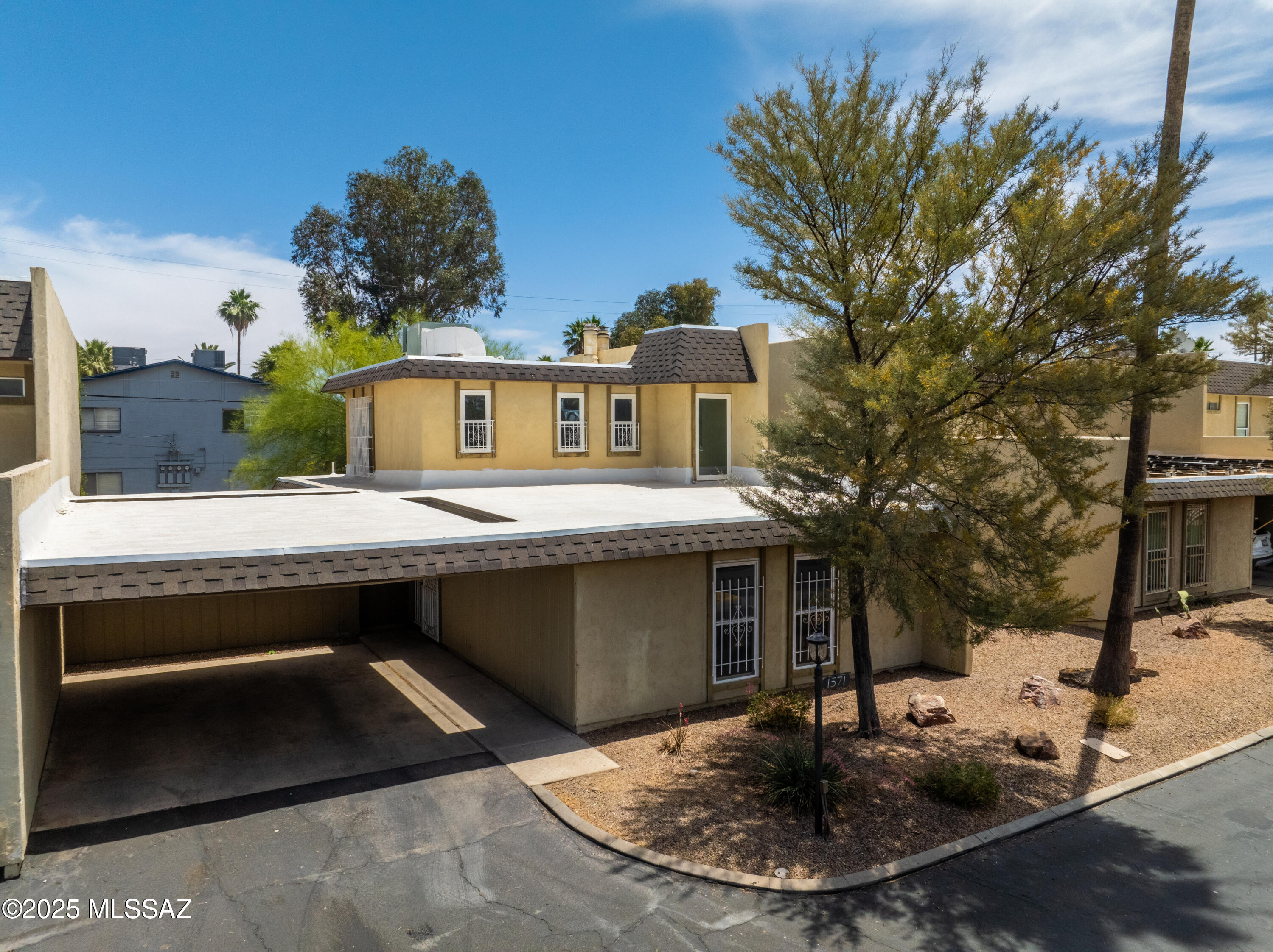 Valle Cereza (1-59) - Residential