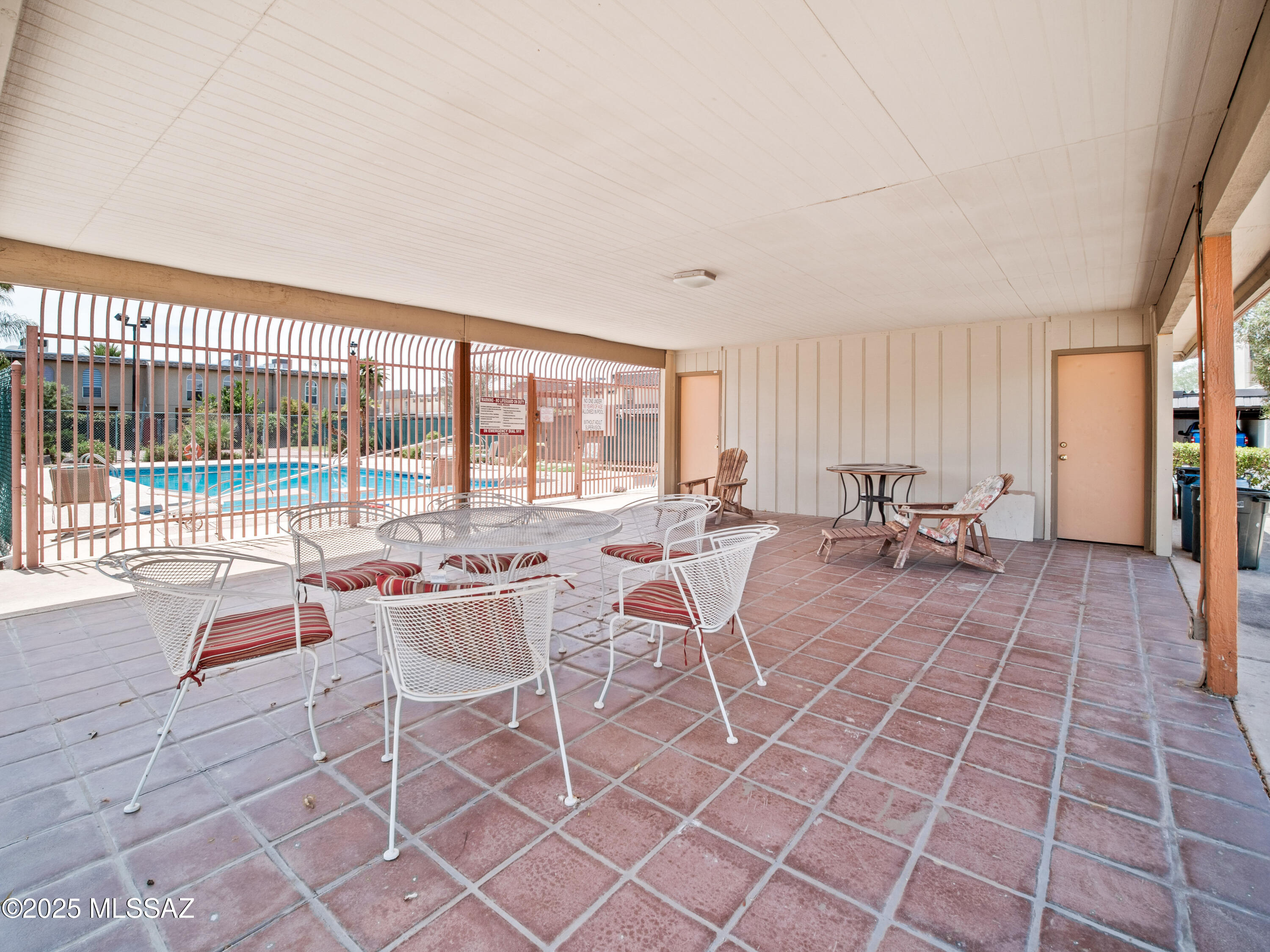 Valle Cereza (1-59) - Residential