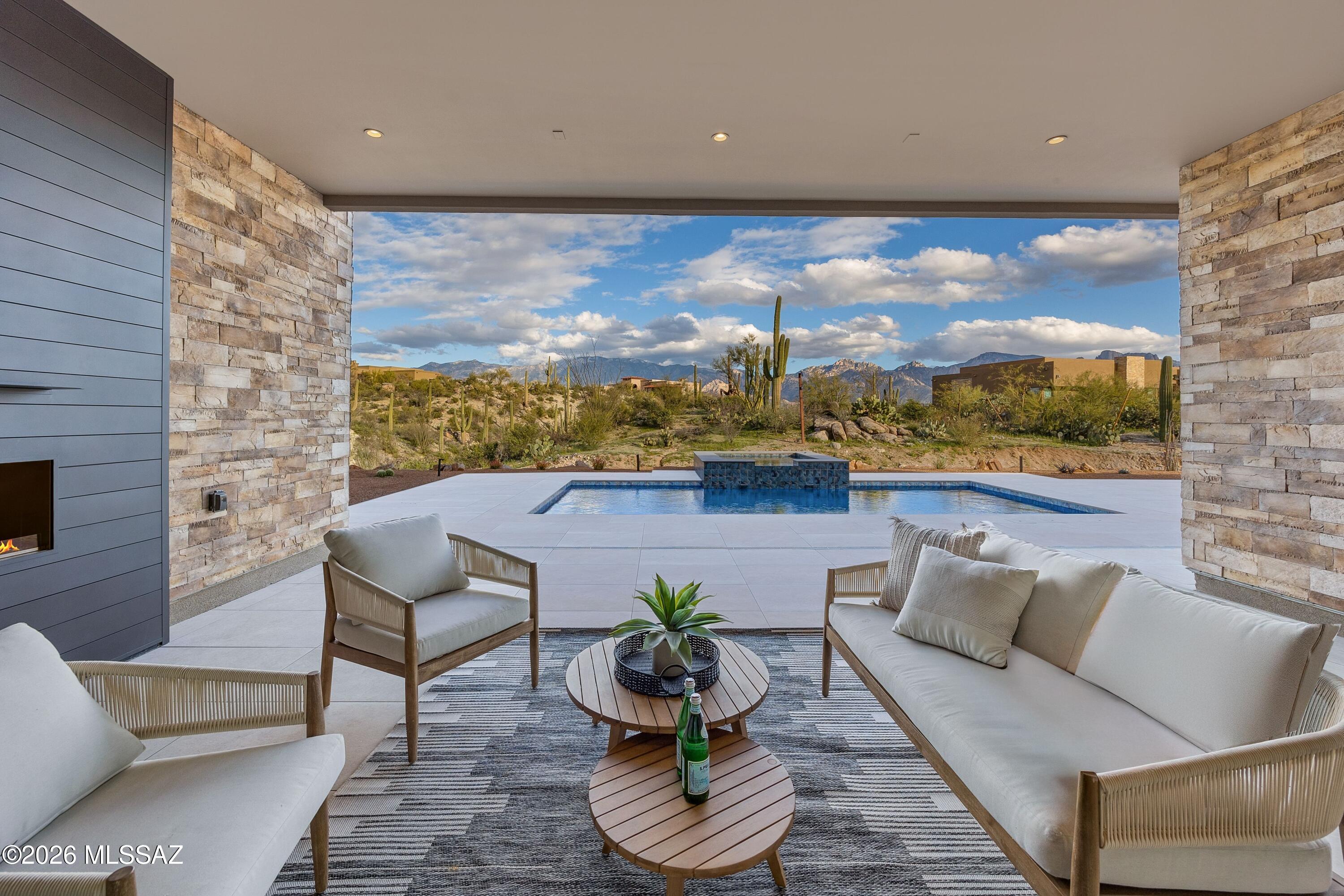 Stone Canyon VI - Residential