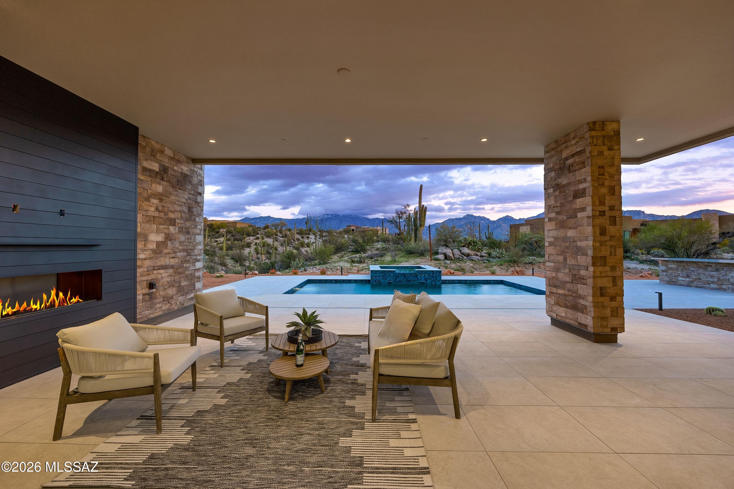 Stone Canyon VI - Residential