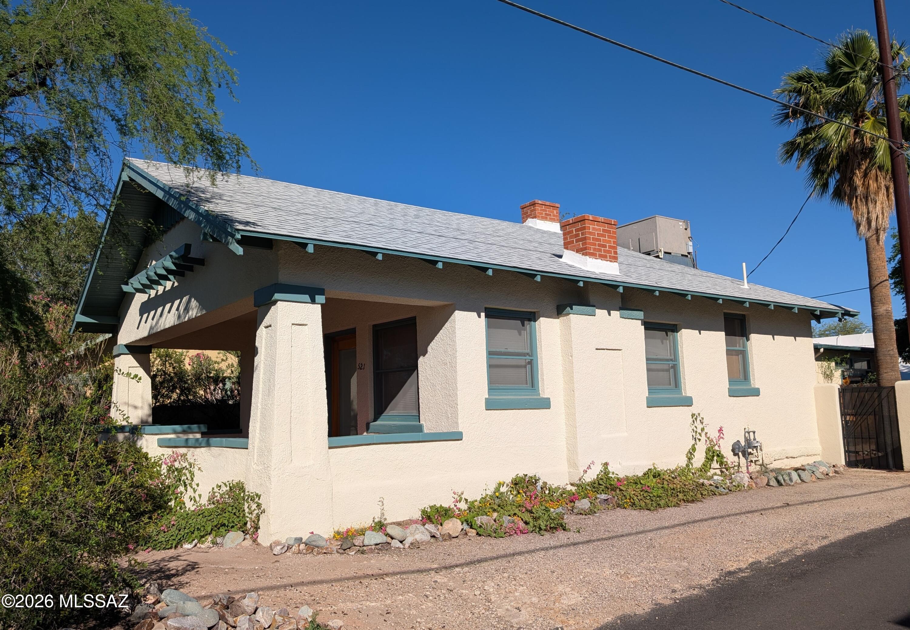 521 & 521A E 2nd Street