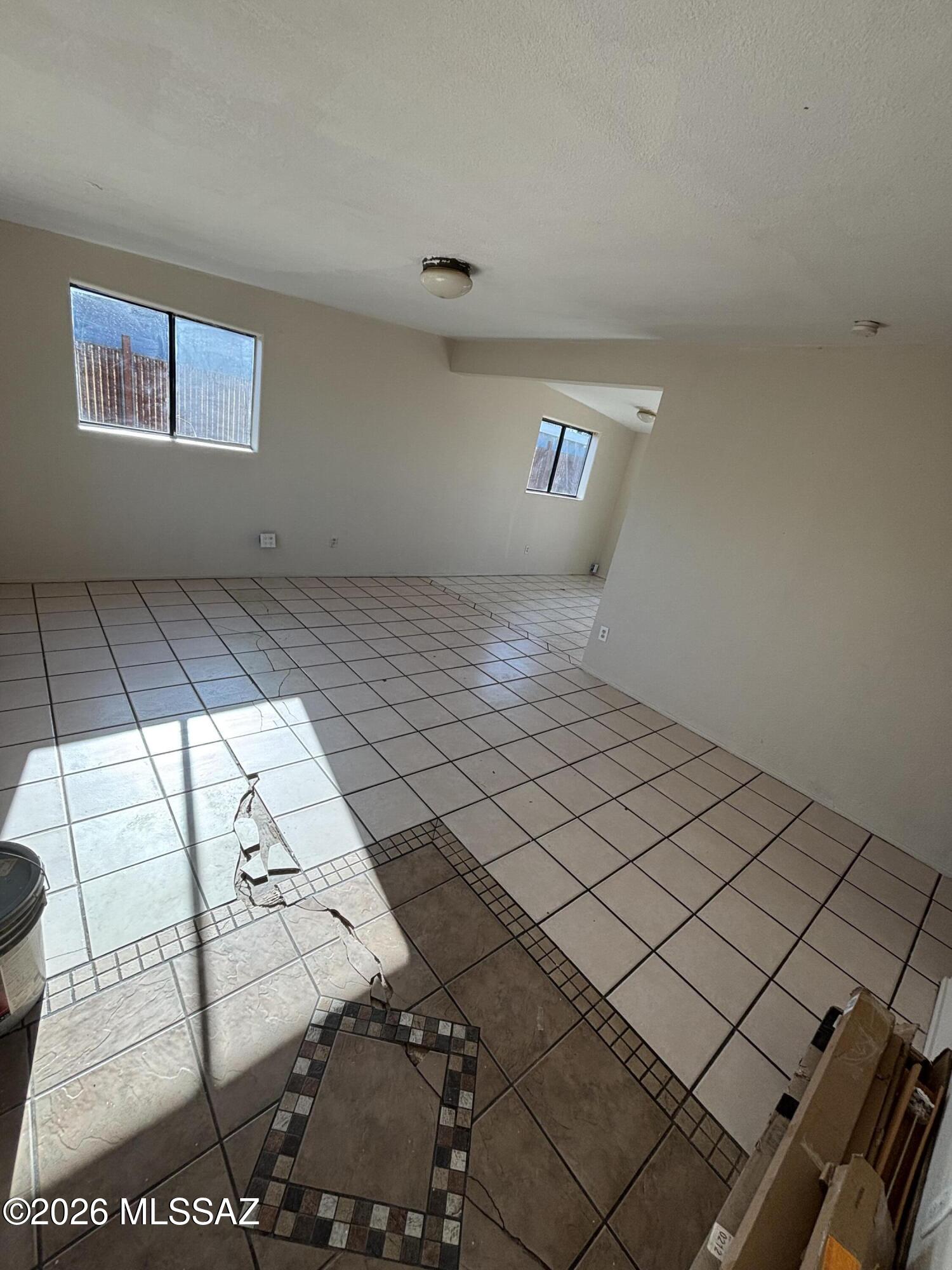 Craycroft - Residential Lease