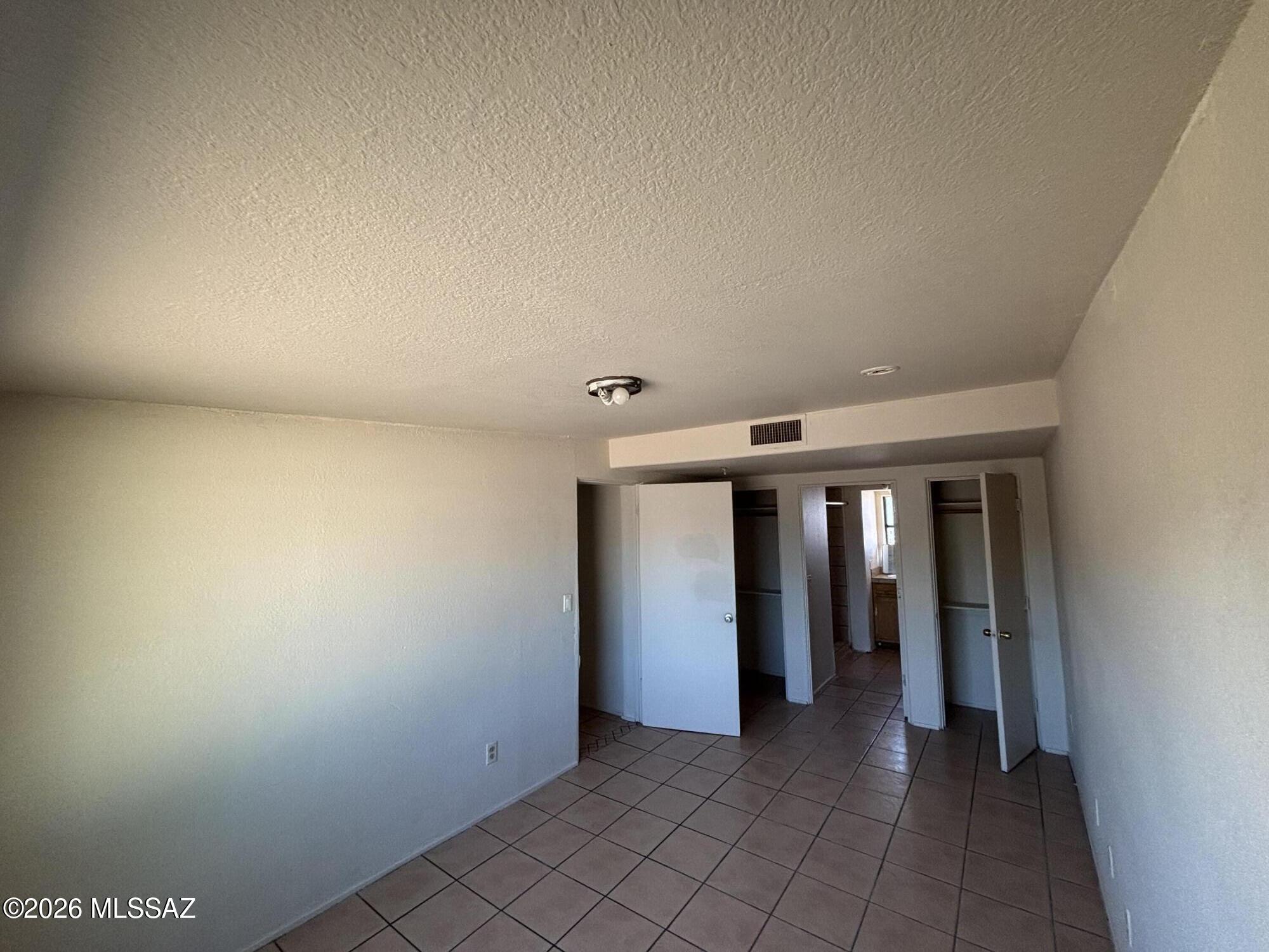 Craycroft - Residential Lease