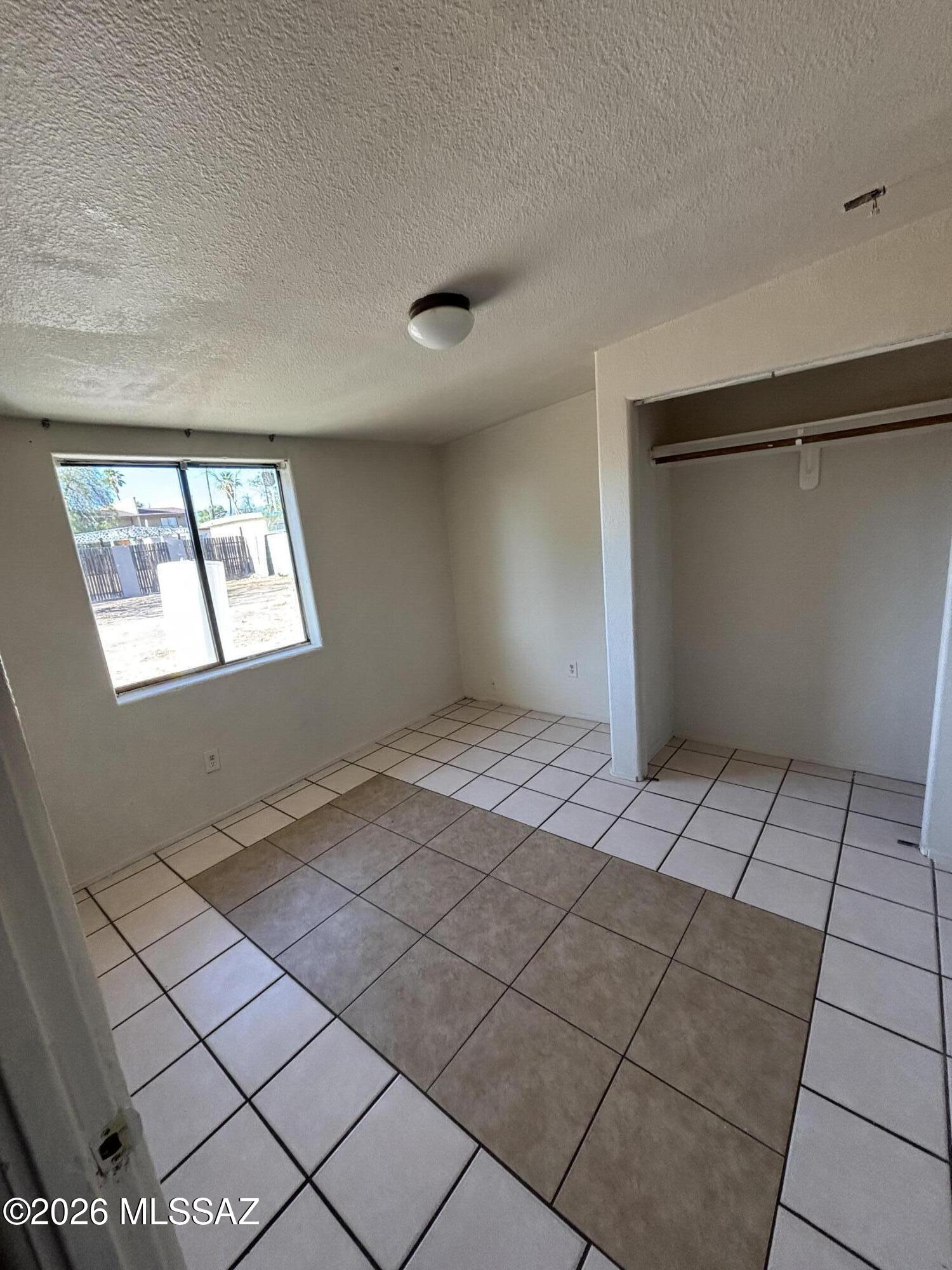 Craycroft - Residential Lease