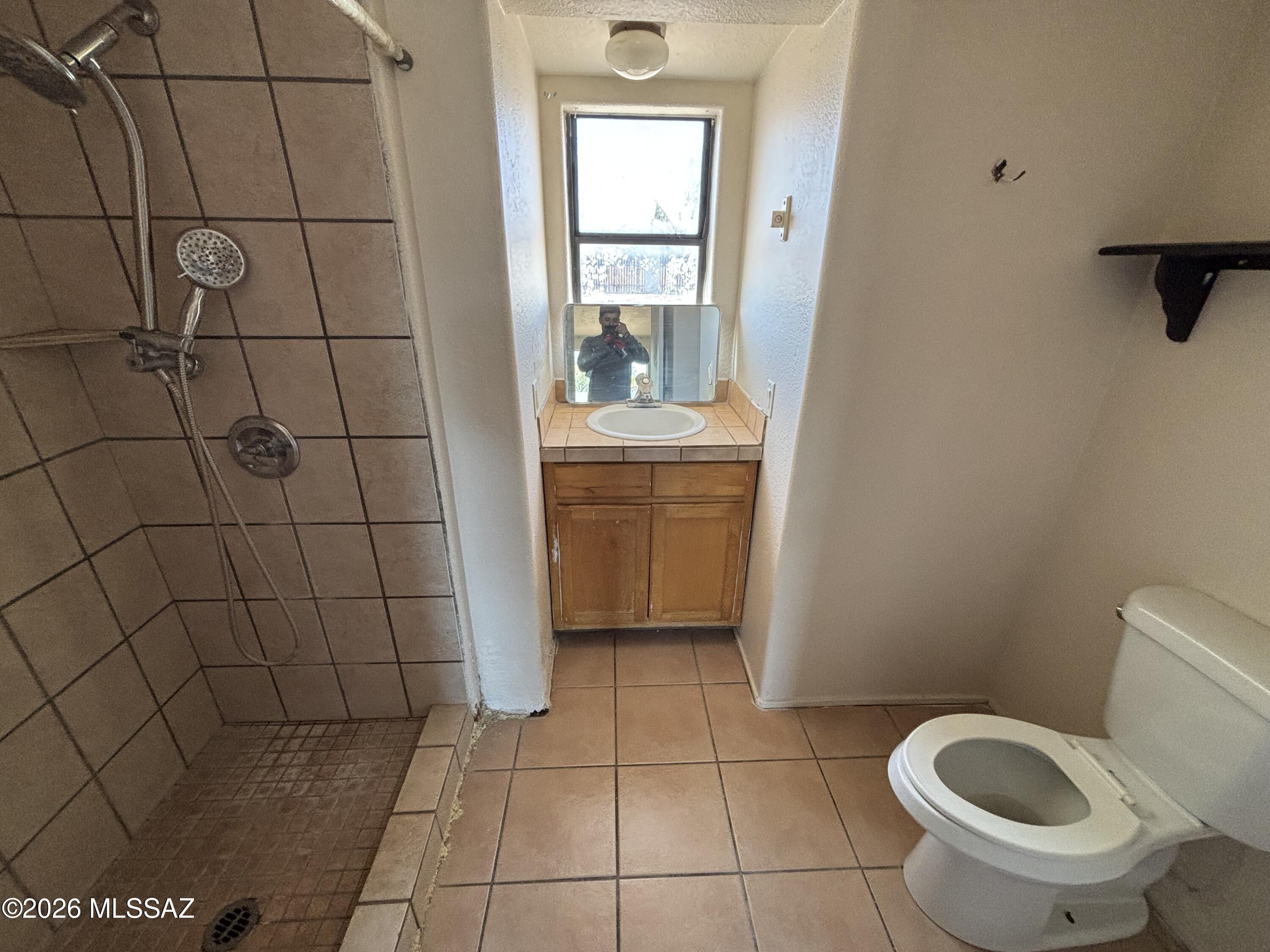 Craycroft - Residential Lease