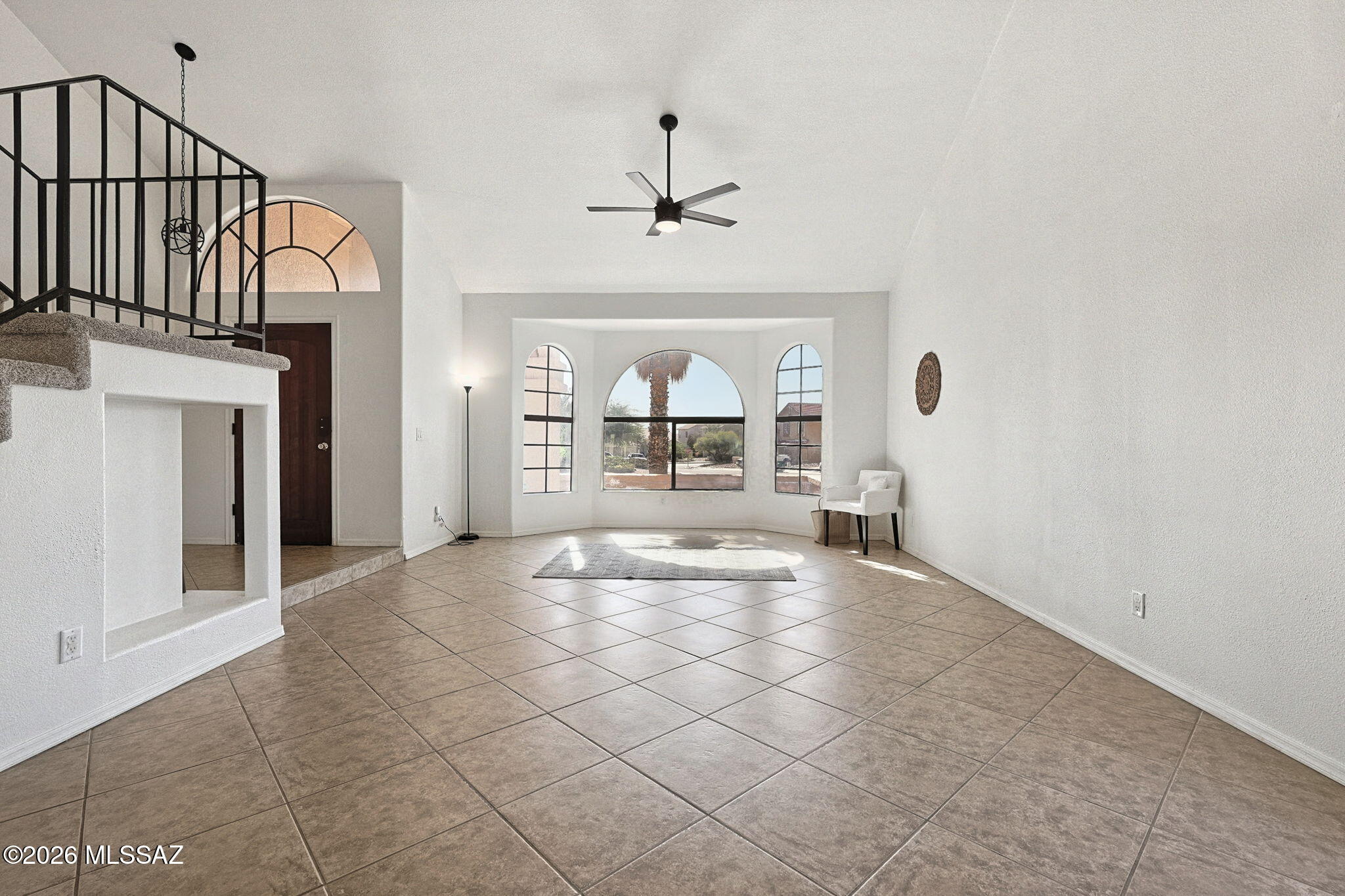 1094 W Bullion Place